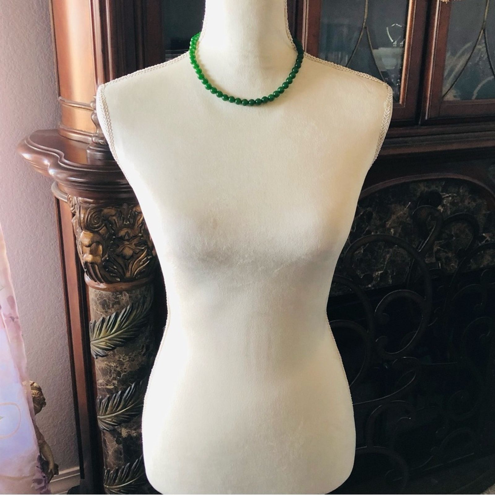 Jewelry Genuine nephrite jade 8mm round bead necklace Size ONE SIZE - 5 Thumbnail