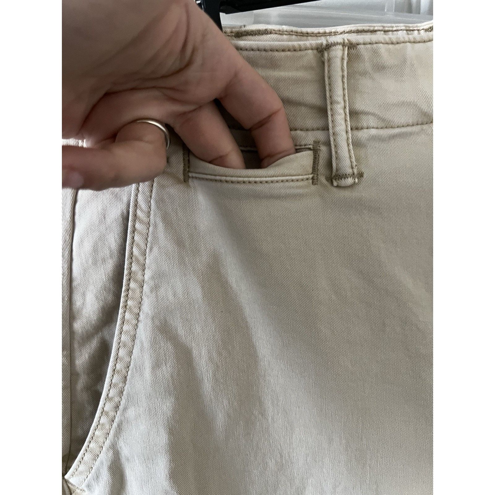 Gap High Rise Khaki Pants Button Closure Slacks Chinos 4 Pockets Size 27" / US 4 / IT 40 - 4 Thumbnail