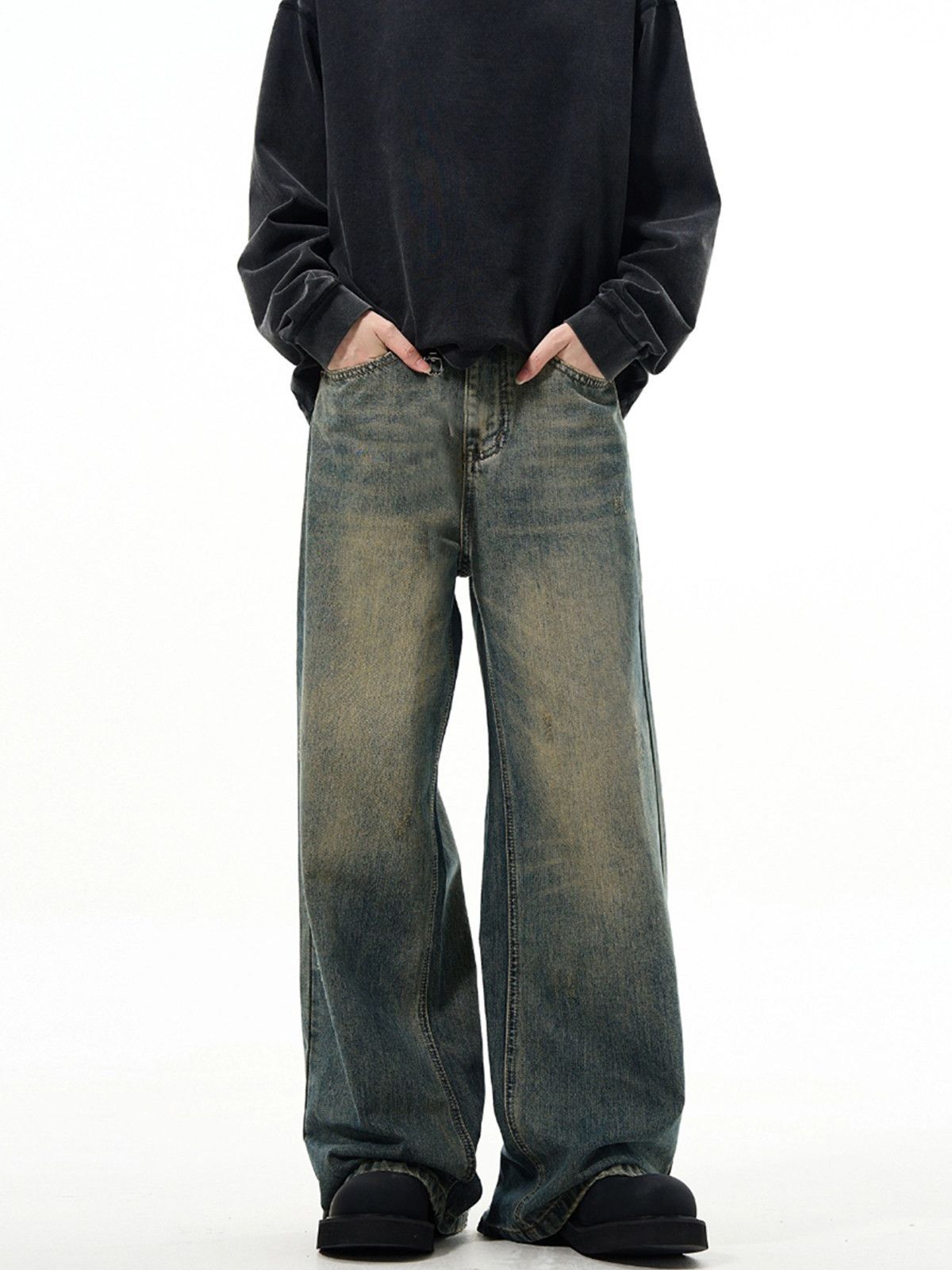 Vintage American retro men's washed cleanfit distressed loose jeans Size US 32 / EU 48 - 1 Thumbnail