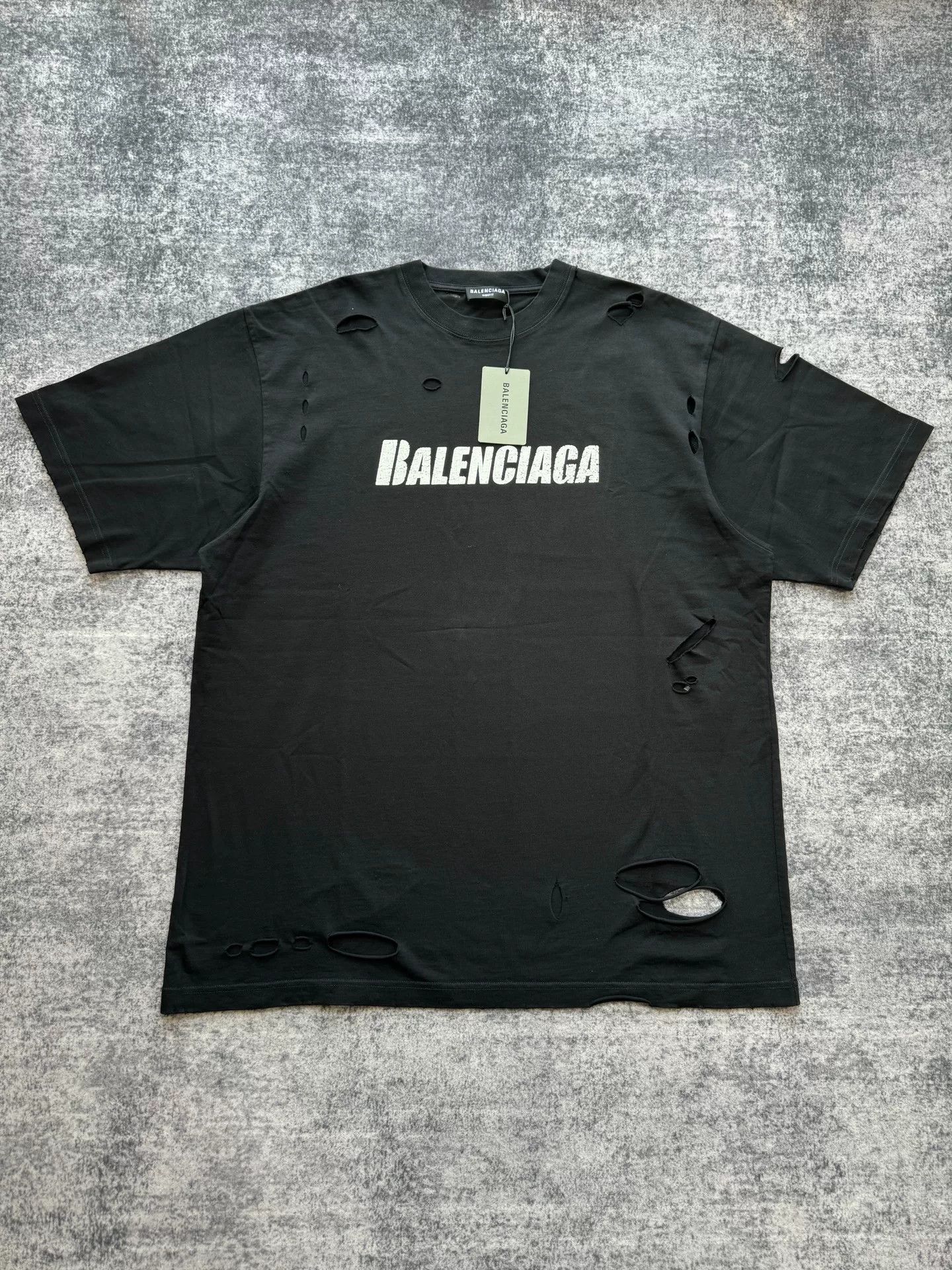 Balenciaga Balenciaga Black Distressed Short-Sleeve Tee Size US XS / EU 42 / 0 - 1 Thumbnail