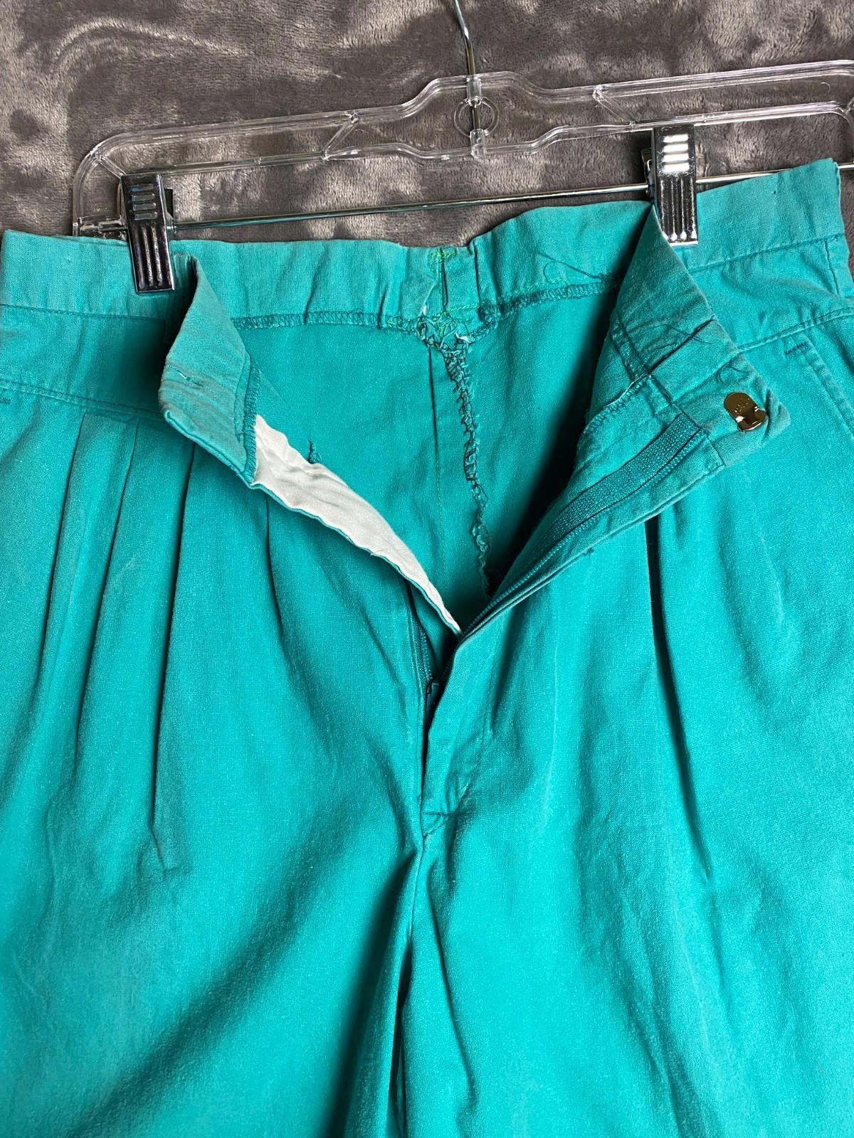 The Unbranded Brand 90s Shorts Womens Mint Pleated Y2K High Rise Mom Short (B17) Size 36" / US 14 / IT 50 - 7 Thumbnail