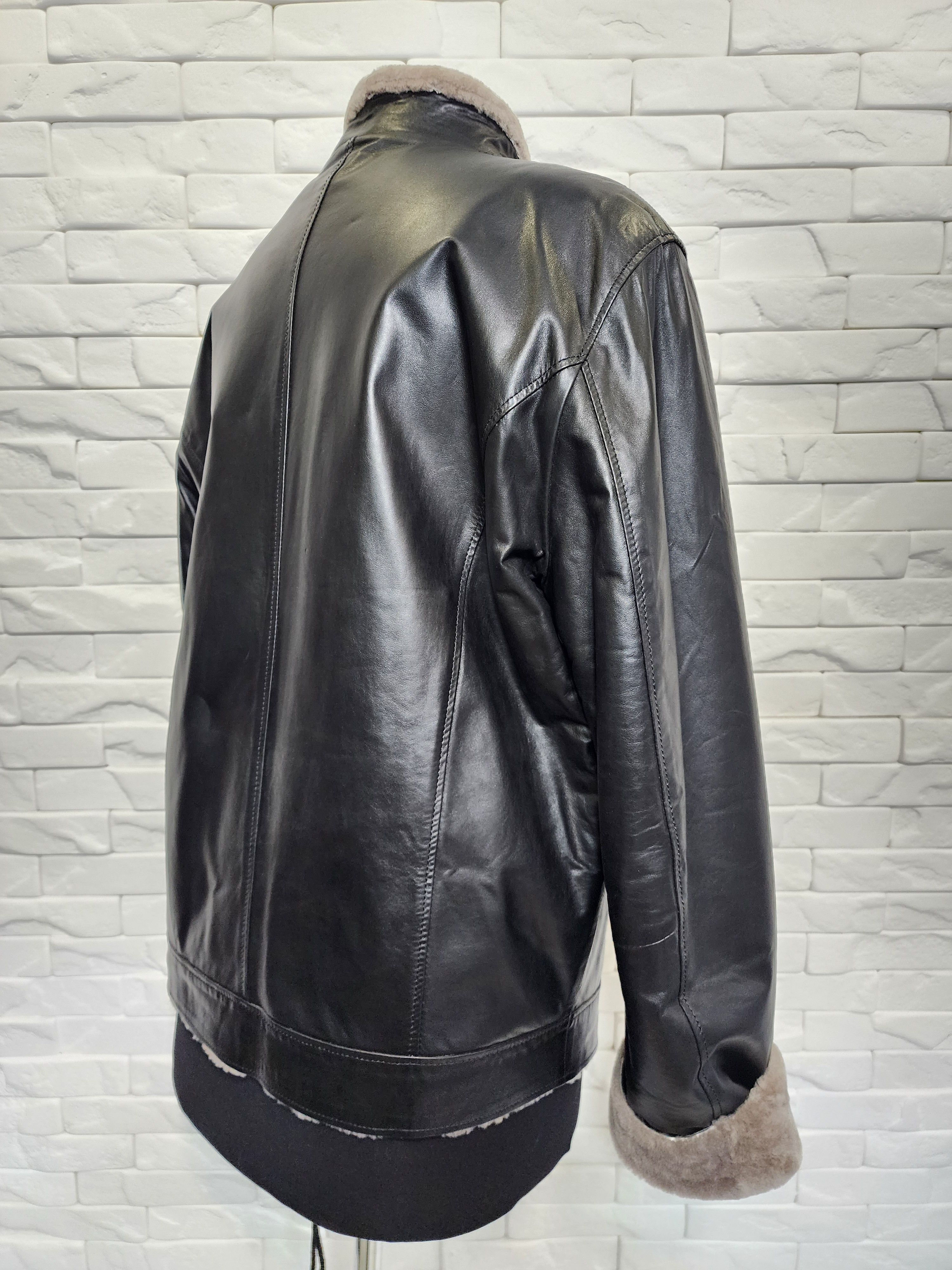 Genuine Leather Men's Black Leather Fur Jacket: Genuine Fur, Metal Zipper Size US L / EU 52-54 / 3 - 3 Thumbnail