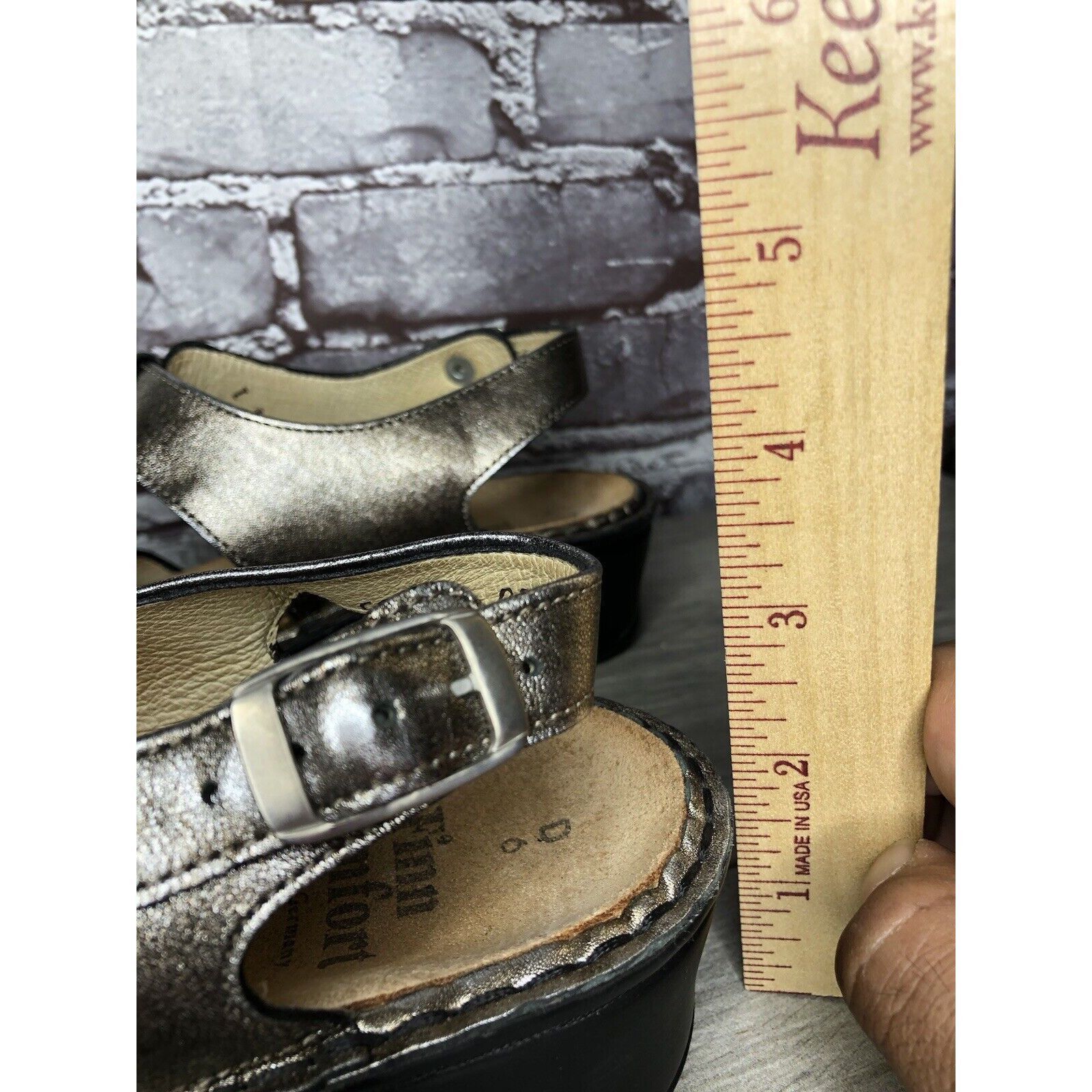 Other FINN COMFORT Adana Pewter Metallic Leather Strap Wedge Sanda Size US 8 / IT 38 - 14 Thumbnail