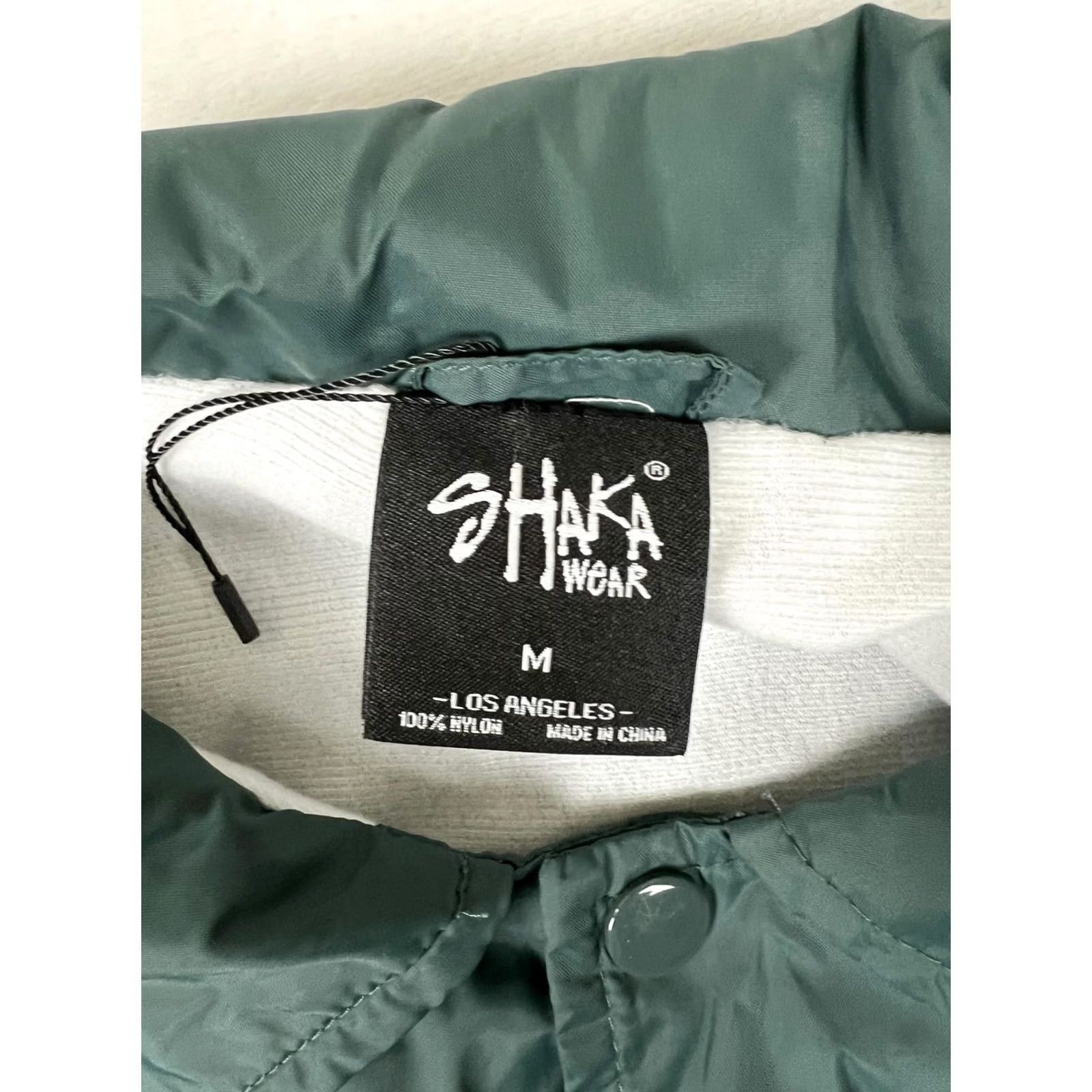 Vintage Shaka Wear Mens Medium Green Lined Coach Windbreaker Snap Nylon Shell Jacket Size US M / EU 48-50 / 2 - 2 Thumbnail
