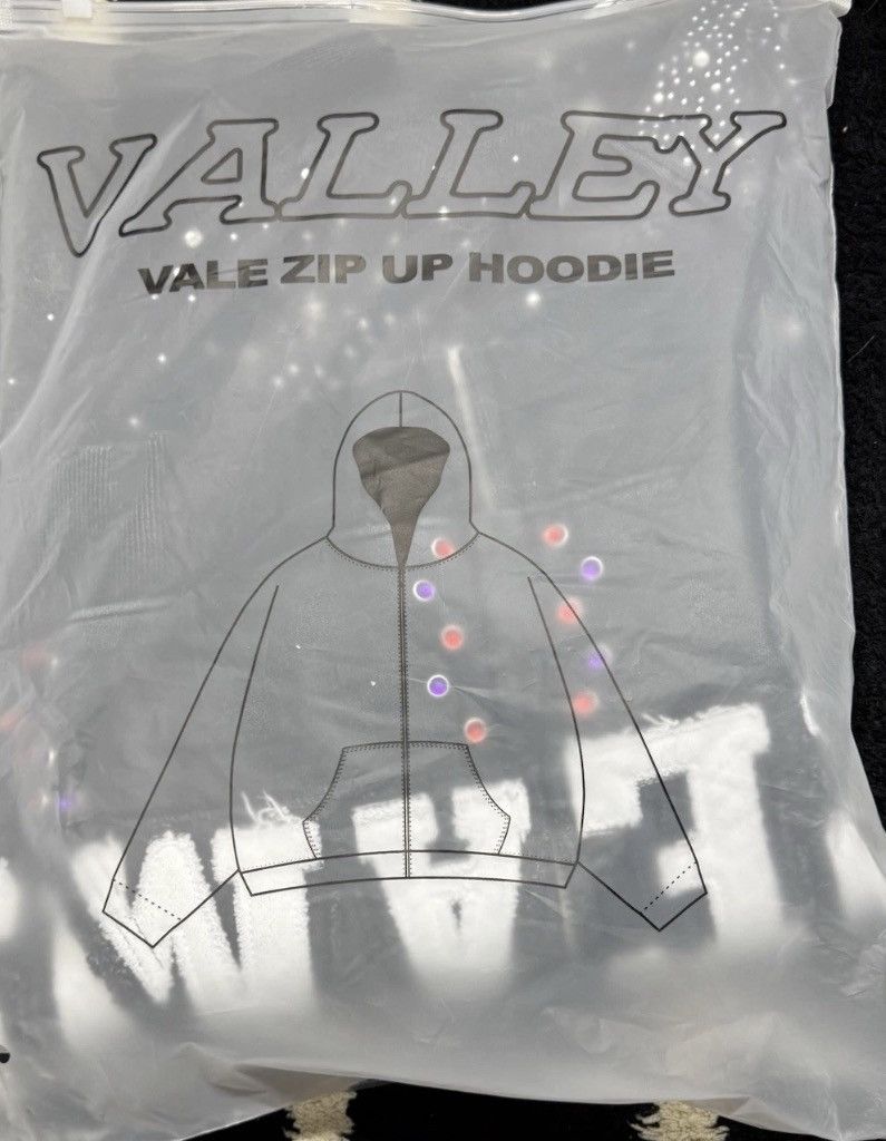 Vale Vale black classico zip up hoodie Size US M / EU 48-50 / 2 - 9 Thumbnail