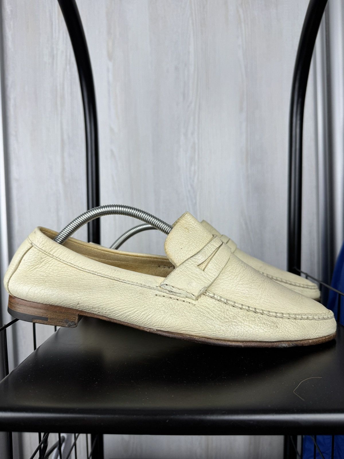 Ermenegildo Zegna Ermenegildo Zegna Ivory White Leather Classic Loafers 9.5EE Size US 10.5 / EU 43-44 - 1 Thumbnail