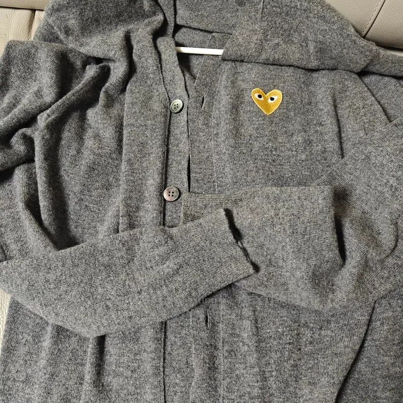 Comme des Garcons Comme Des Garcons Golden Heart Knit Cardigan, Dark Grey Size XL / US 12-14 / IT 48-50 - 1 Thumbnail