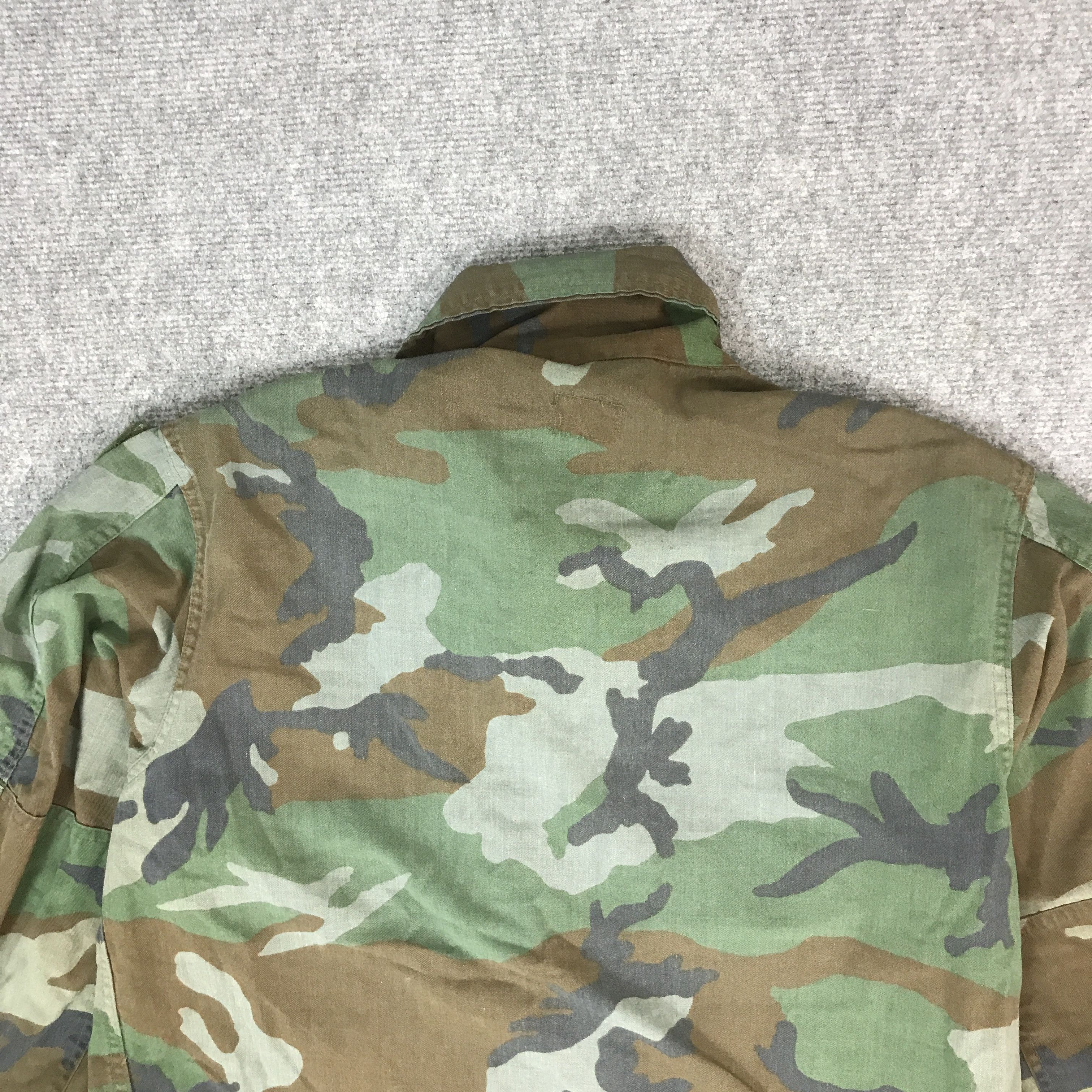 Vintage U.S ARMY CAMO BUTTON JACKET Size US L / EU 52-54 / 3 - 4 Thumbnail