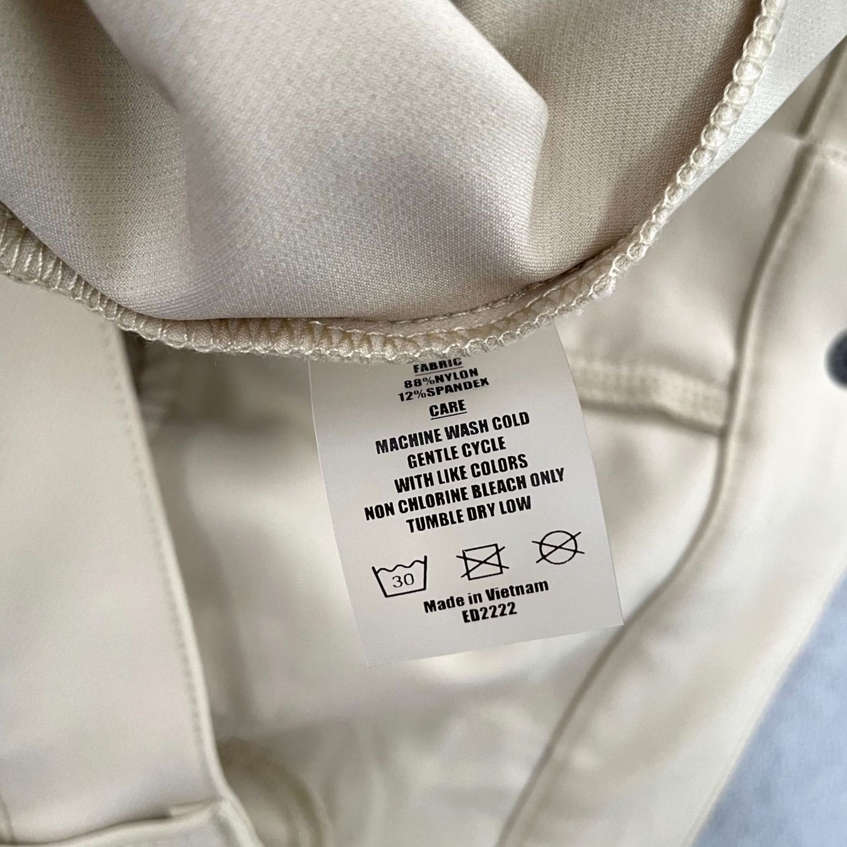 Vintage State & Liberty Shorts Adult 40 Beige Performance Chino Short 4-Way Stretch Mens Size US 40 / EU 56 - 4 Thumbnail