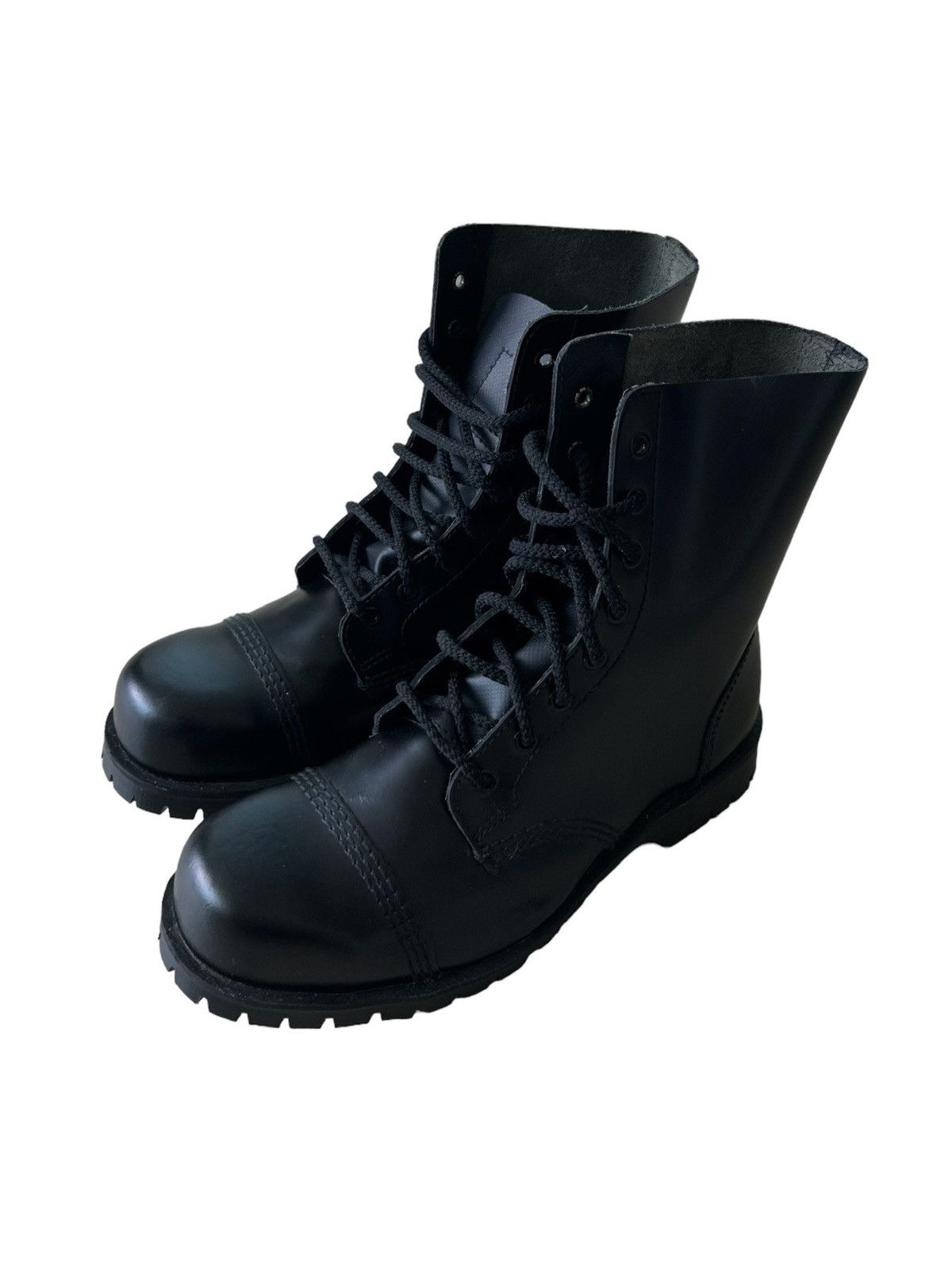 image of Underground Stormer Steel Cap 8 Eye Boots in Black, Men's
