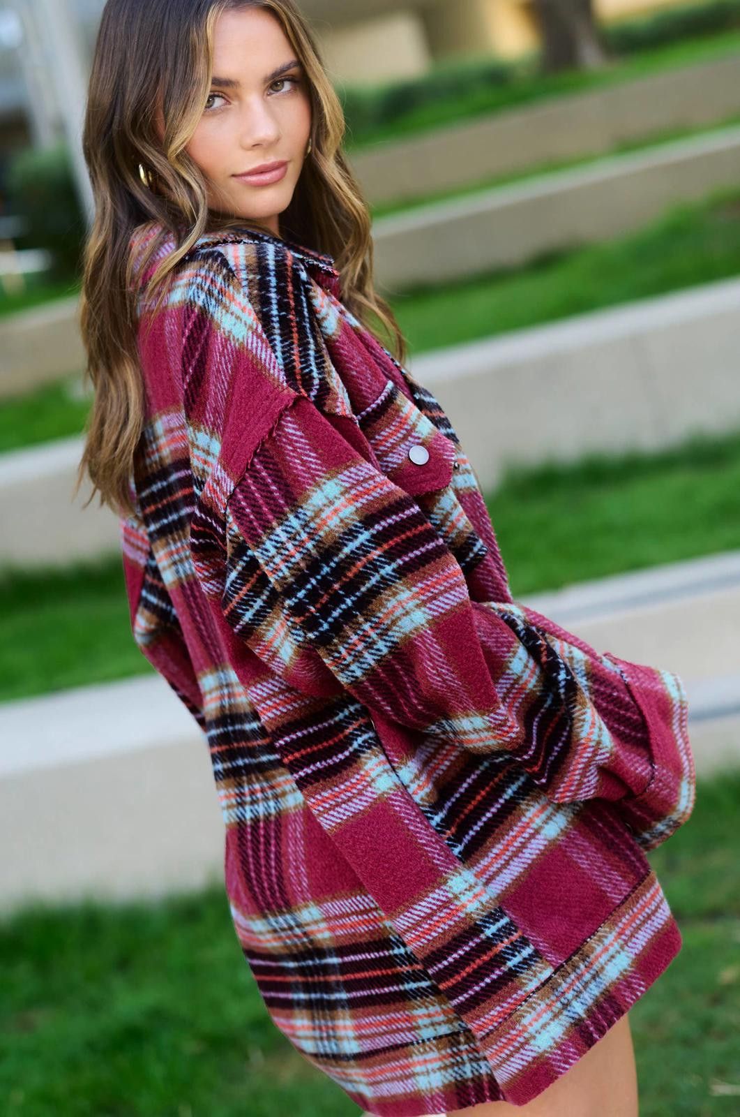 La Milano Loose Fit Plaid Button Down Shacket with Pockets Size S / US 4 / IT 40 - 12 Thumbnail