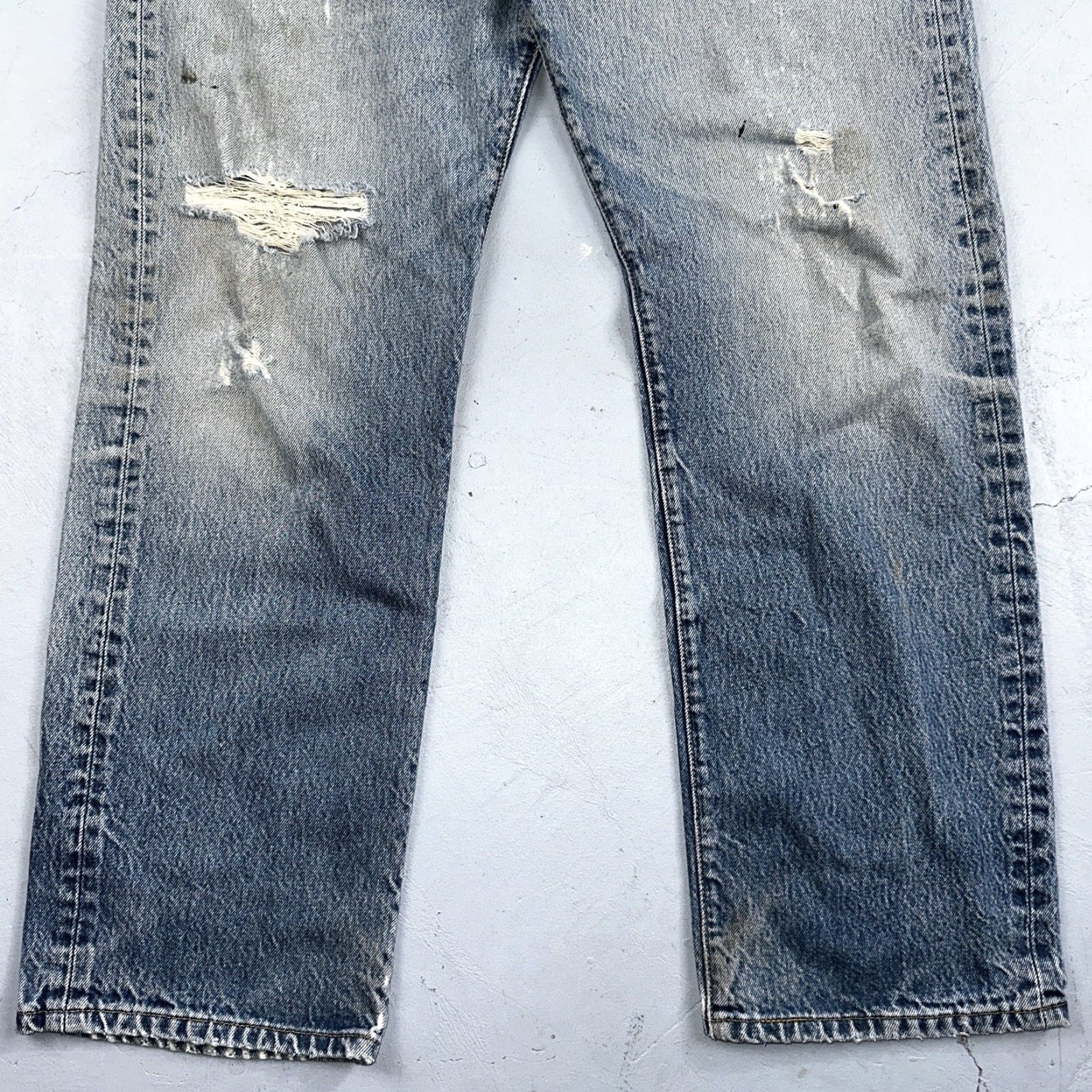 Levi's Levi's 501 Vintage 90s Mexico Levi's Jeans 501 Straight Light Wash 36x34 Men Denim Cotton Blue N/A Size US 36 / EU 52 - 3 Thumbnail