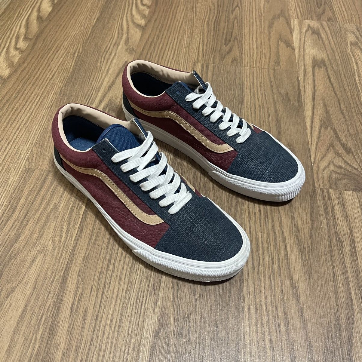Vans Vans old skool low size 11 Size US 11 / EU 44 - 4 Thumbnail