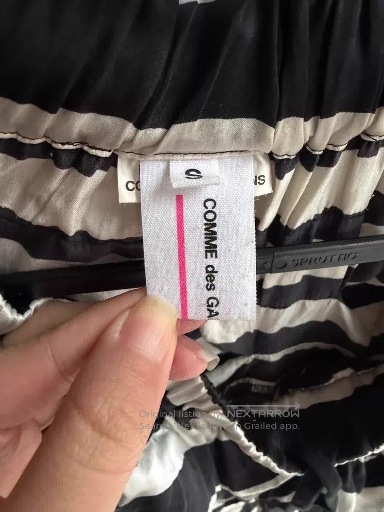 Comme des Garcons Comme Des Garcons size S Silk shiny layered cake skirt Size 23" - 2 Thumbnail
