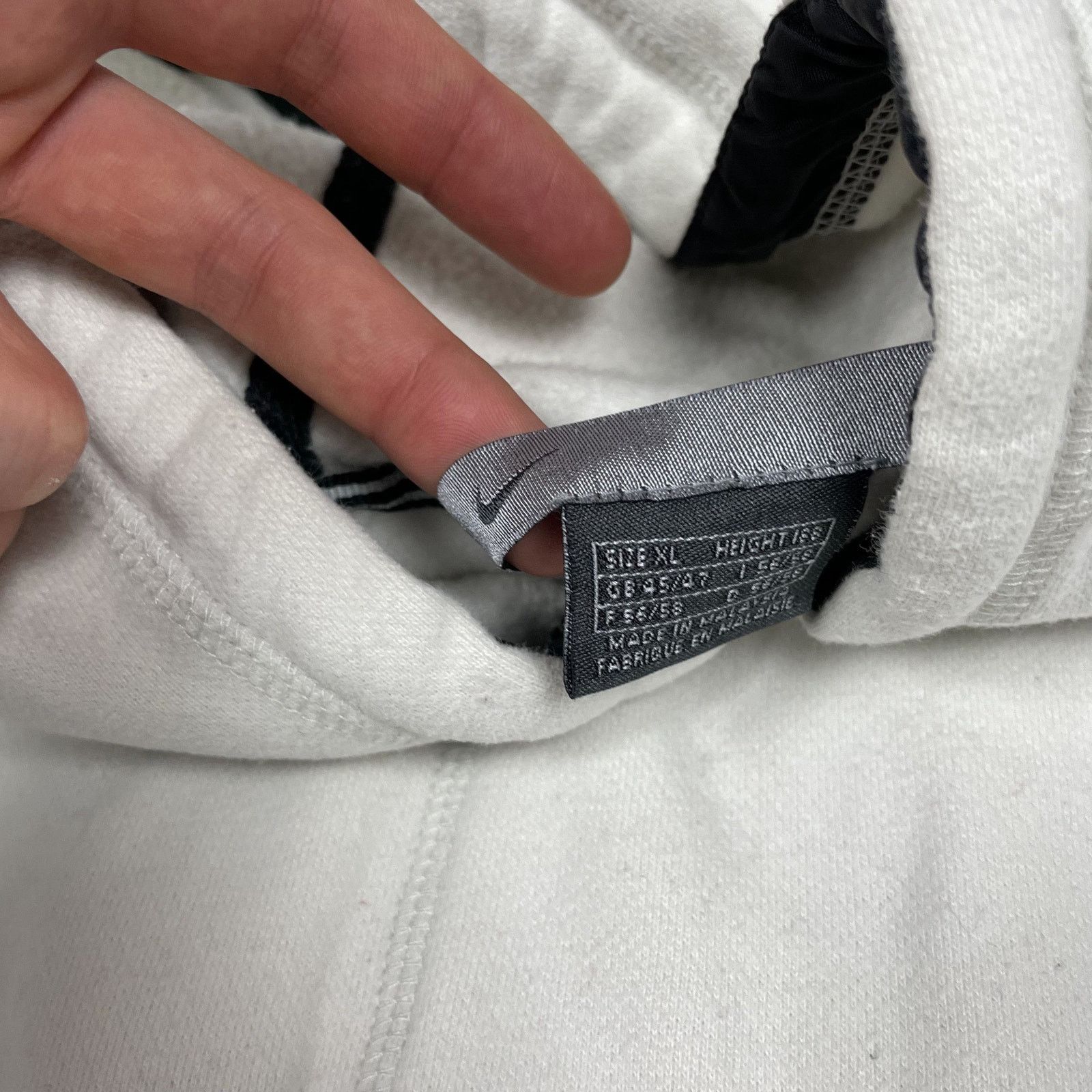 Nike × Vintage Nike Mens White Cotton Swoosh Long Sleeve Pullover Hoodie XL Size US XL / EU 56 / 4 - 11 Thumbnail