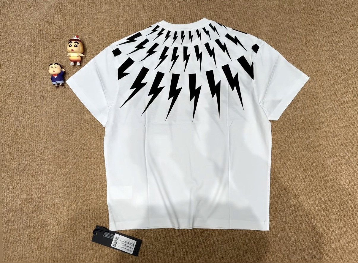 Neil Barrett Neil Barrett Italian Classic Lightning Print T-shirt J39 Size US M / EU 48-50 / 2 - 2 Thumbnail