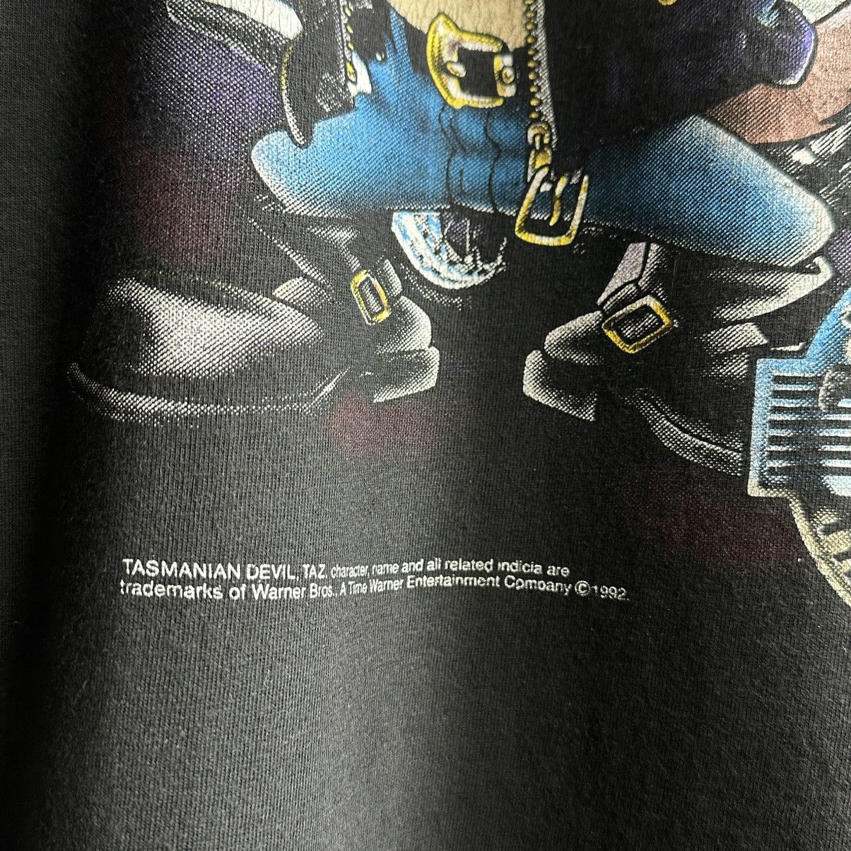 Cartoon Network × Vintage × Warner Bros Vintage 1992 Taz Tasmanian Devil Rider Warner Bros Tee Size US XL / EU 56 / 4 - 4 Thumbnail