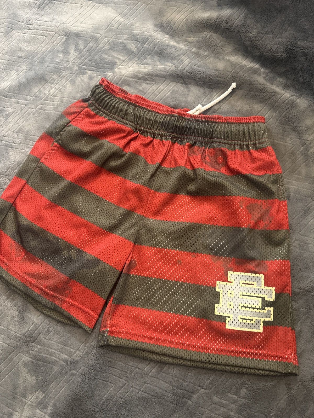 Eric Emanuel Eric Emanuel Freddy Krueger mesh shorts Size US 30 / EU 46 - 1 Thumbnail