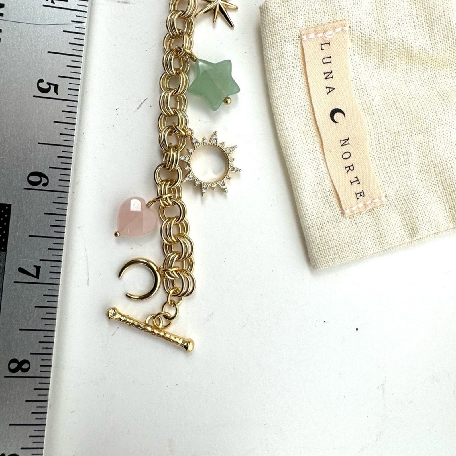 Other LUNA NORTE gold tone toggle charm bracelet Size ONE SIZE - 3 Thumbnail