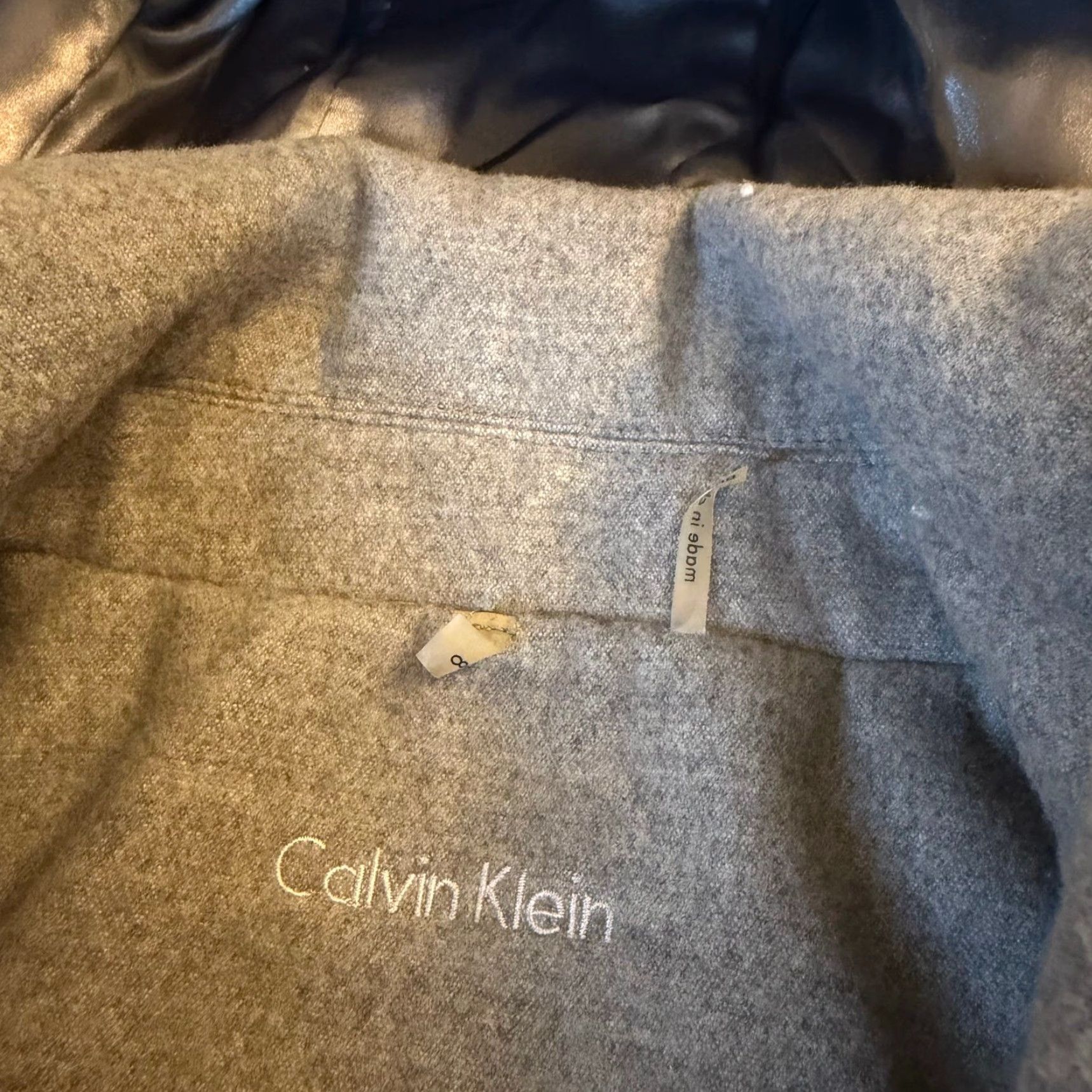 Calvin Klein Calvin Klein Double Breasted Hooded Peacoat Grey Women Size 8 Coat Adult Women Grey Solid Polyester Insulated Pockets Button Logo Fall Winter 8 Women Size M / US 6-8 / IT 42-44 - 3 Thumbnail