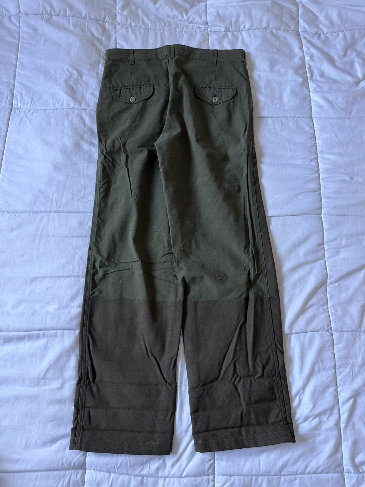 L.L. Bean L.L. Bean Men's Dark Green Cargo Pants Size US 34 / EU 50 - 2 Thumbnail