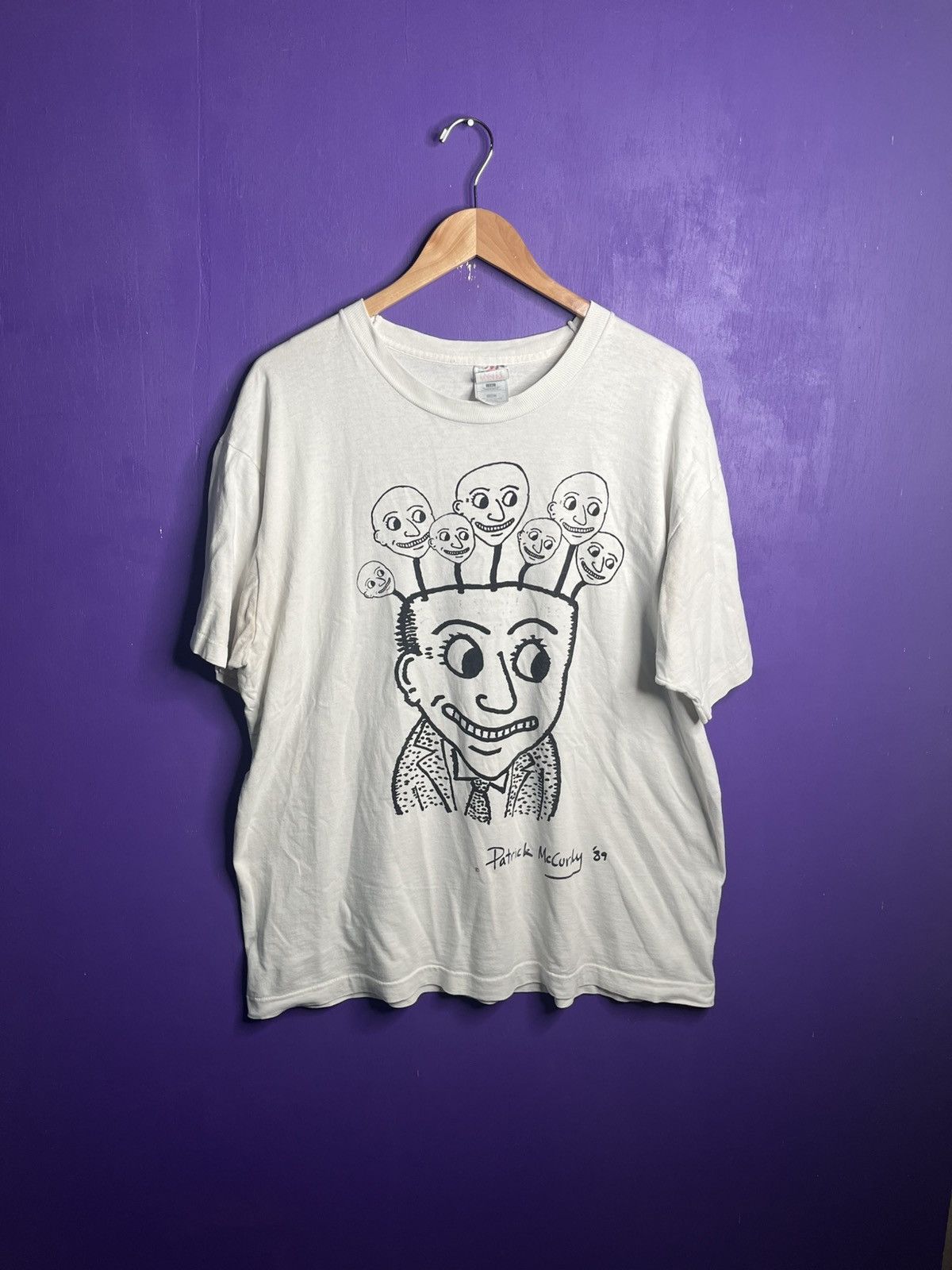 Vintage Vintage 1989 Patrick Mccurdy faces art t-shirt Size US XL / EU 56 / 4 - 1 Thumbnail
