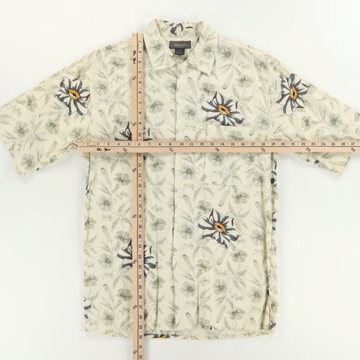 Vintage Bruno Linen Floral Button Up Shirt Beige M Men Shirt Short Sleeve Casual Button Up Shirt with Floral Pattern Size US M / EU 48-50 / 2 - 3 Thumbnail
