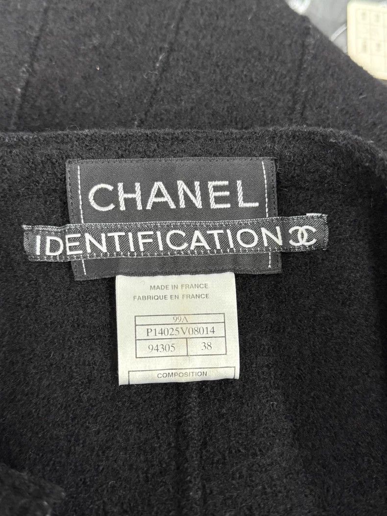 Chanel Chanel Short jacket with black zipper Size XS / US 0-2 / IT 36-38 - 4 Thumbnail