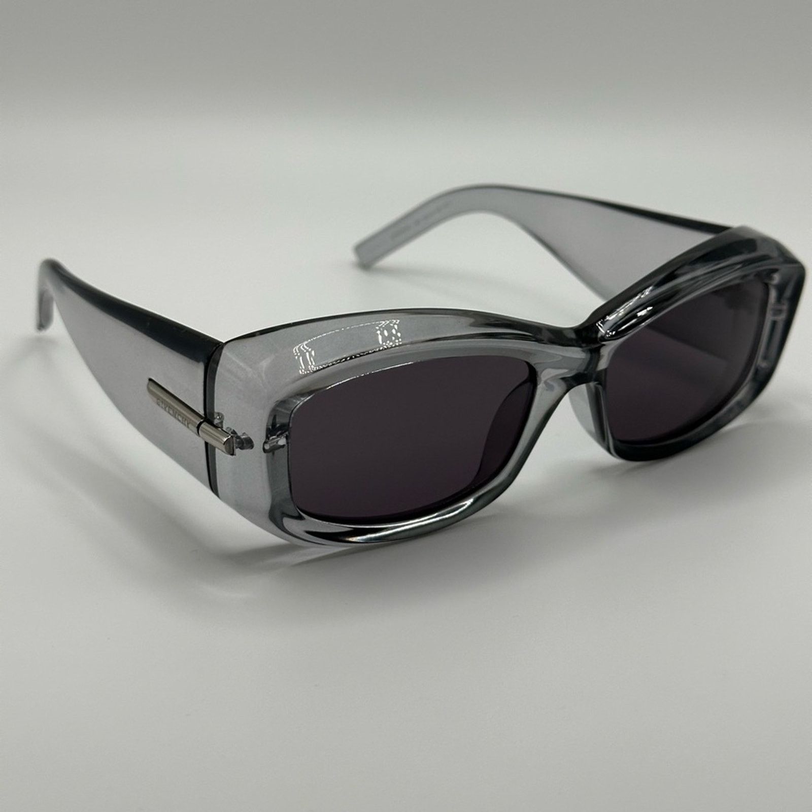 Givenchy Givenchy Sunglasses GV40044U 20A in Clear Unisex NEW Size ONE SIZE - 3 Thumbnail