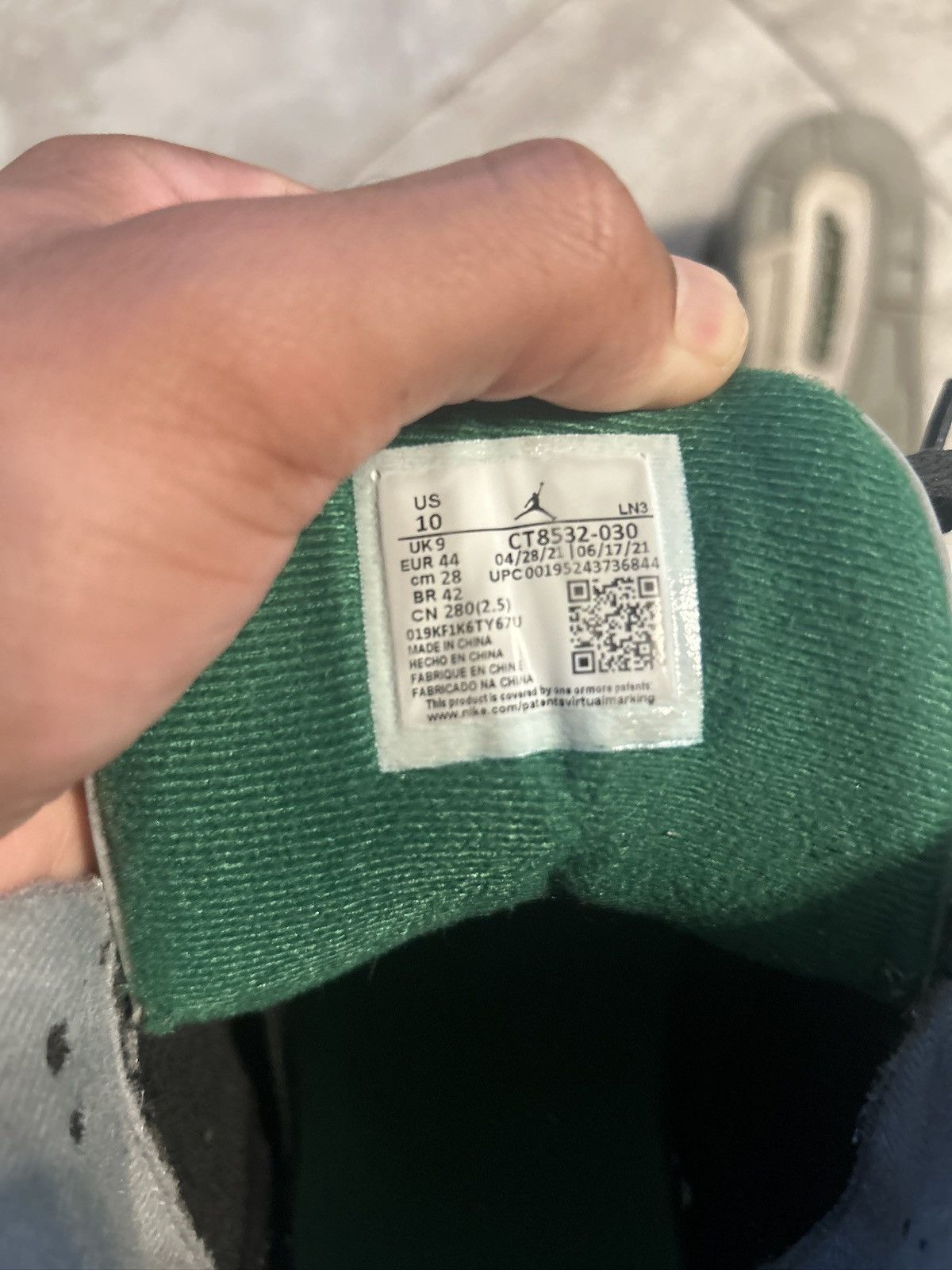 Jordan Brand Pine Green jordan 3s Size US 10 / EU 43 - 6 Thumbnail