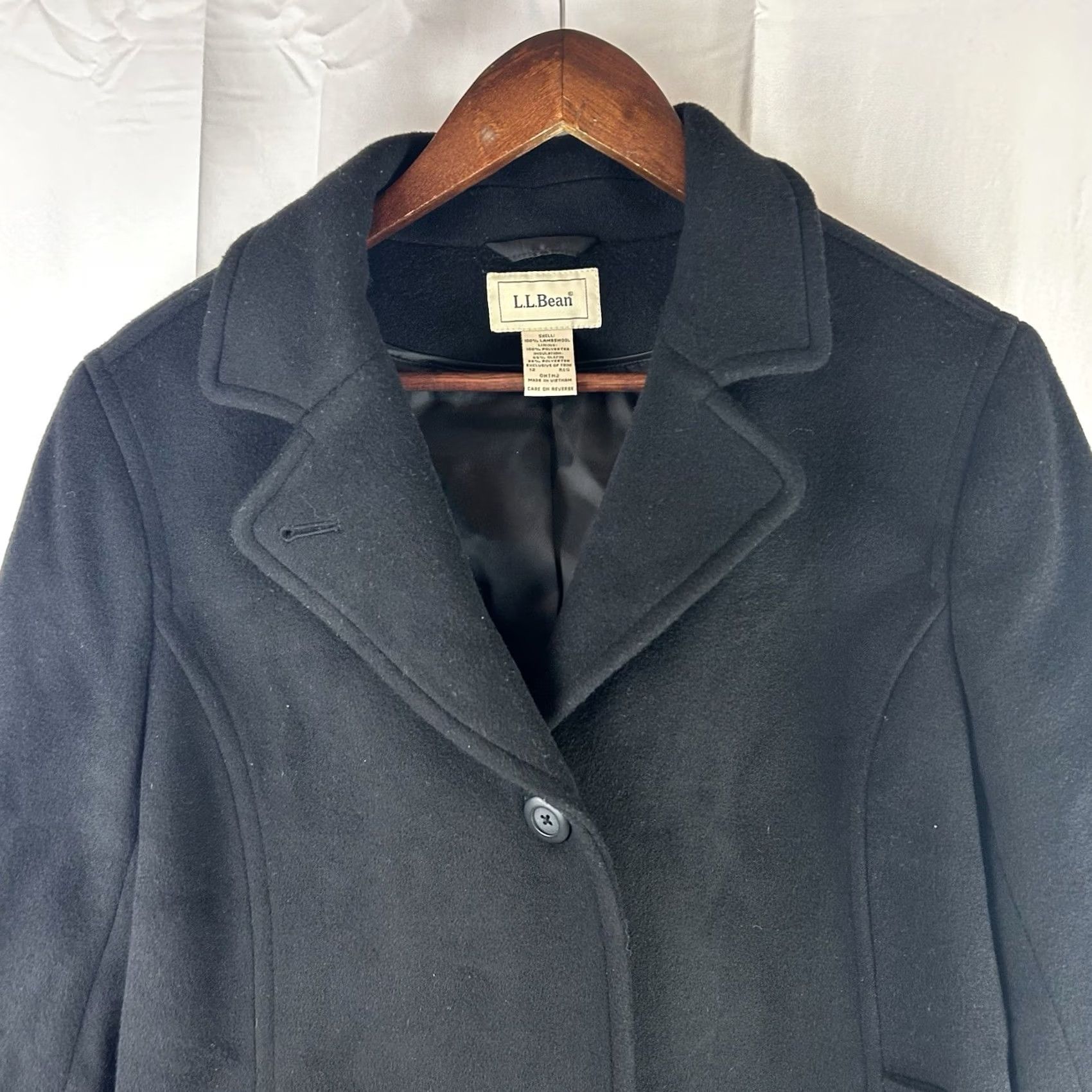 Vintage LL Bean Womens 12 Reg Black Lambswool Preppy Long Overcoat Quiet Luxury Outdoor Overcoat BlacK Lambswool 90s Preppy City Ivy Womens Size XL / US 12-14 / IT 48-50 - 2 Thumbnail