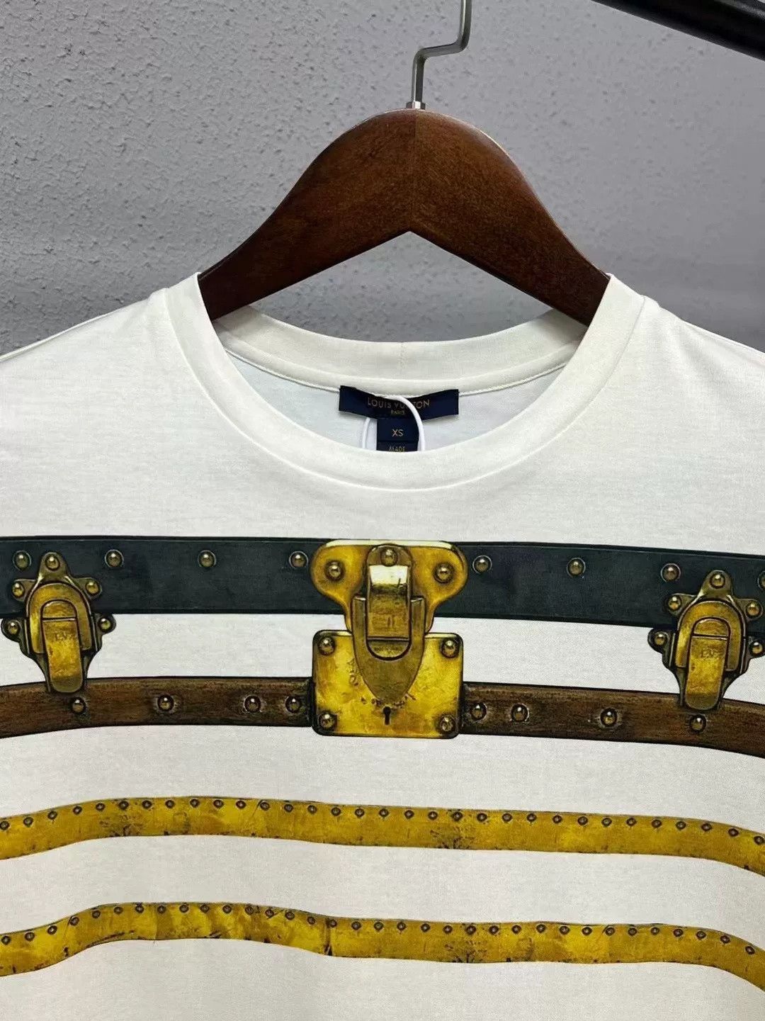 Louis Vuitton Louis Vuitton Monogram Trunk Stripe Short-Sleeve Size US 8 / EU 41 - 3 Thumbnail