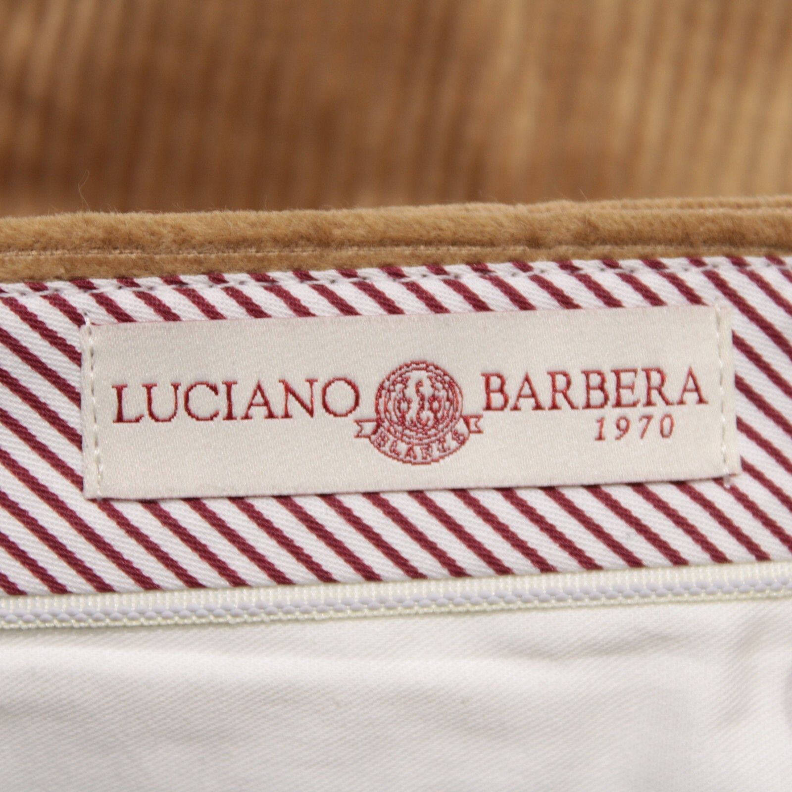 Luciano Barbera Luciano Barbera New with tags Chino Size 34 US In Brown Size US 34 / EU 50 - 8 Thumbnail