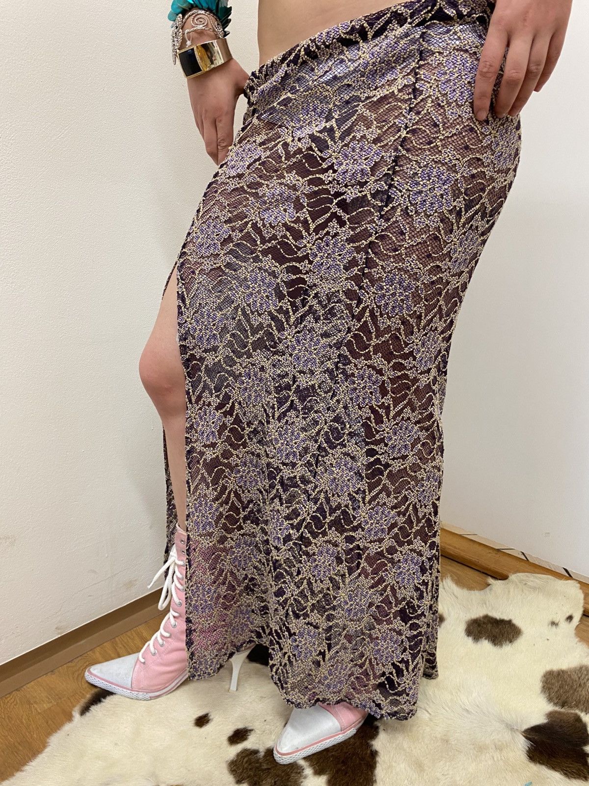 Vintage Transparent dark purple lilac floral maxi skirt Size 25" / US 0 / IT 36 - 1 Thumbnail