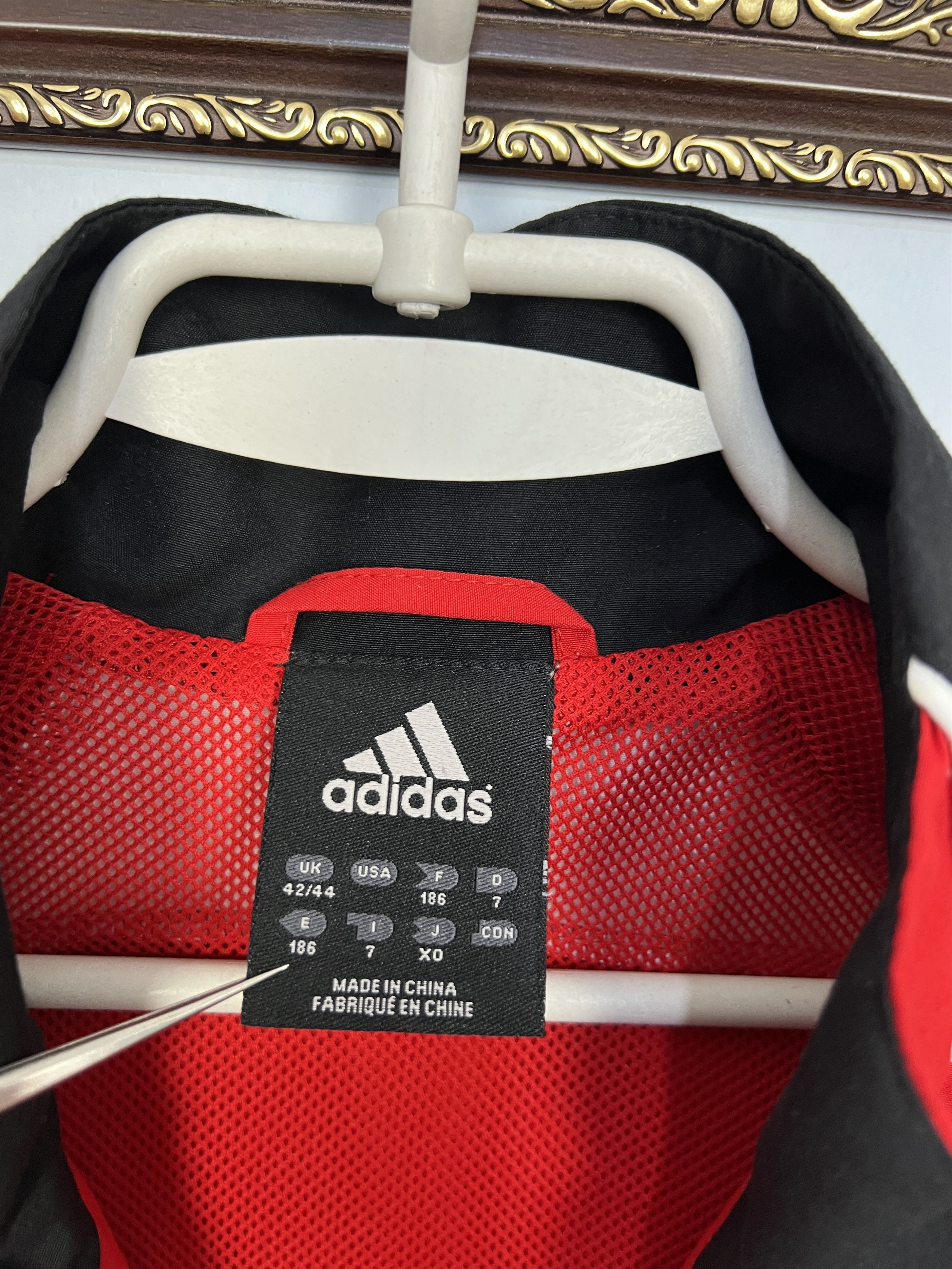 Adidas Vintage Adidas Liverpool Football Jacket Soccer Track Top Size US L / EU 52-54 / 3 - 7 Thumbnail