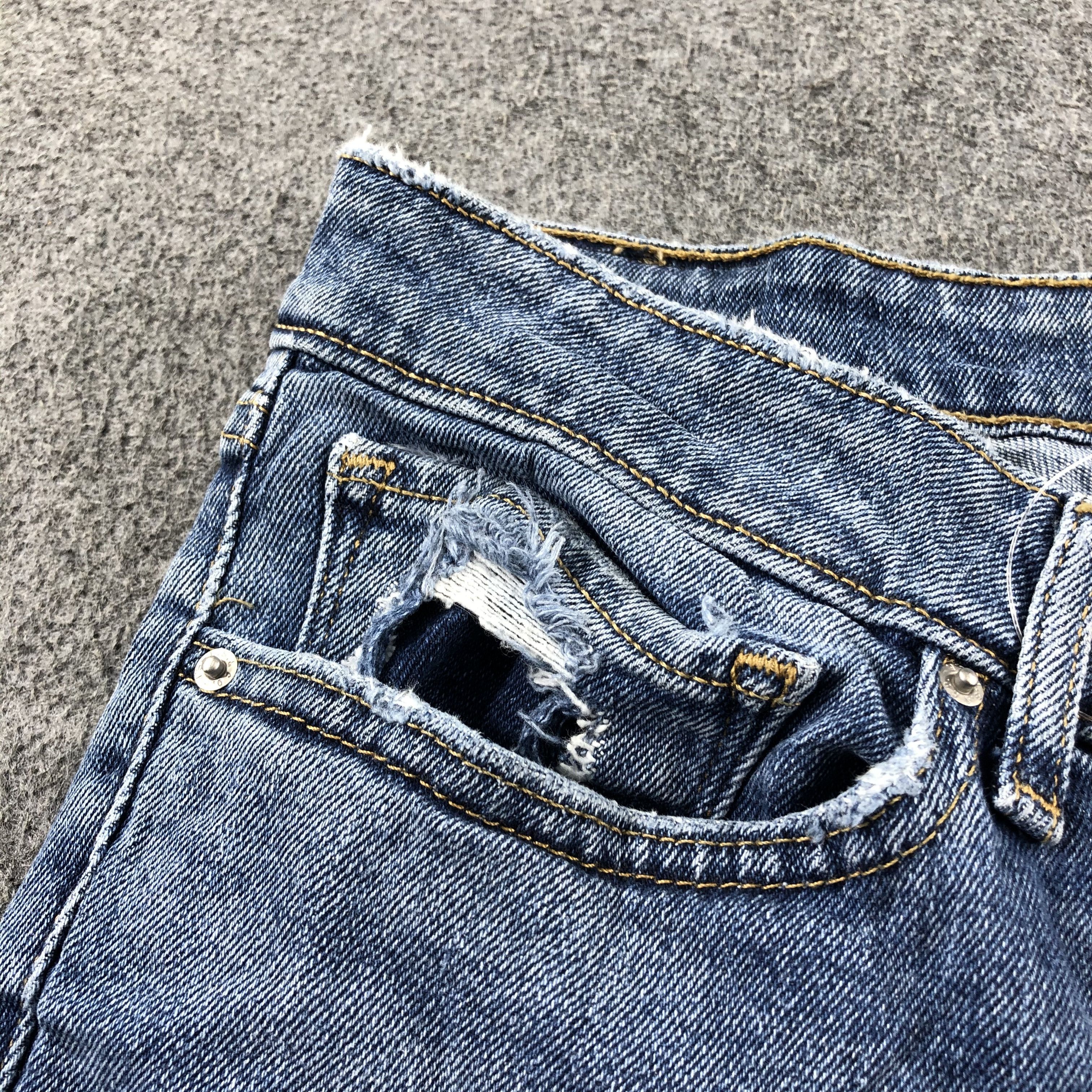 Levi's Vintage Blue Wash Levis Jeans-J2576 Size US 37 - 8 Thumbnail