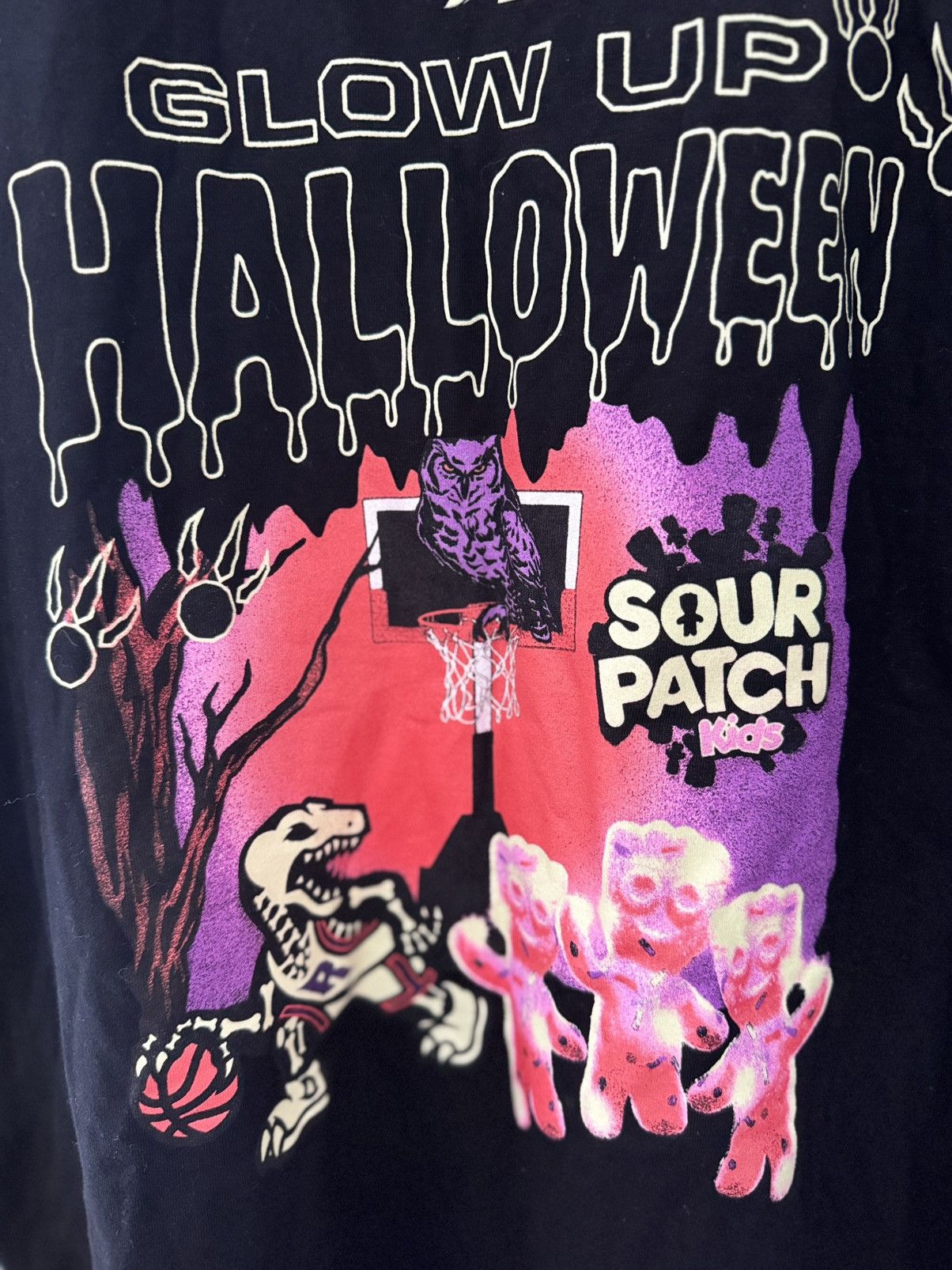 October's Very Own OVO x Toronto Raptors x Sour Patch Kids Halloween Graphic Size US L / EU 52-54 / 3 - 4 Thumbnail