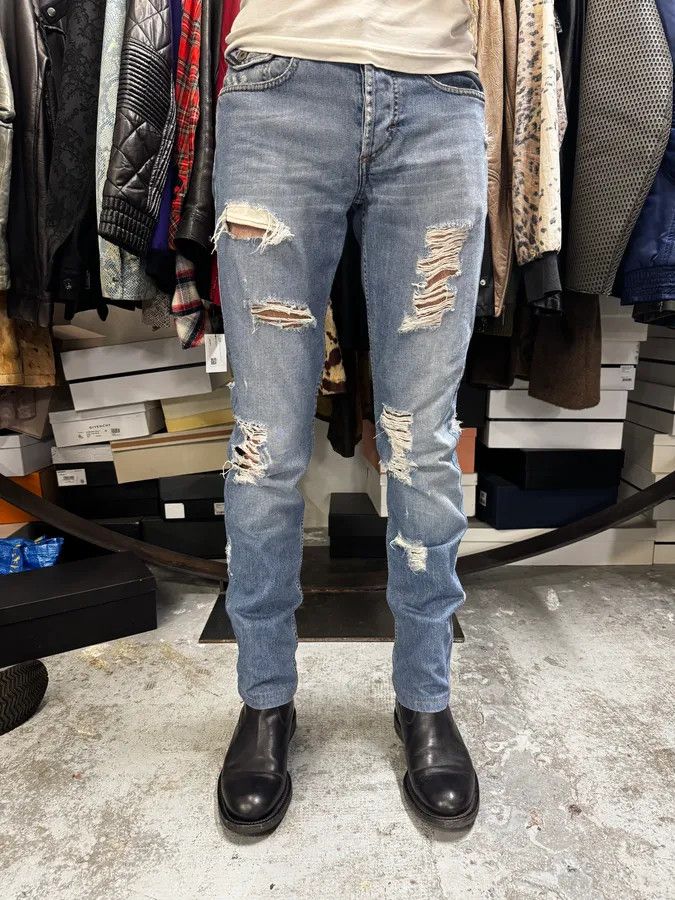 Dolce & Gabbana 2000s Dolce & Gabbana Distressed Blue Slim Denim Jeans Size US 30 / EU 46 - 1 Thumbnail