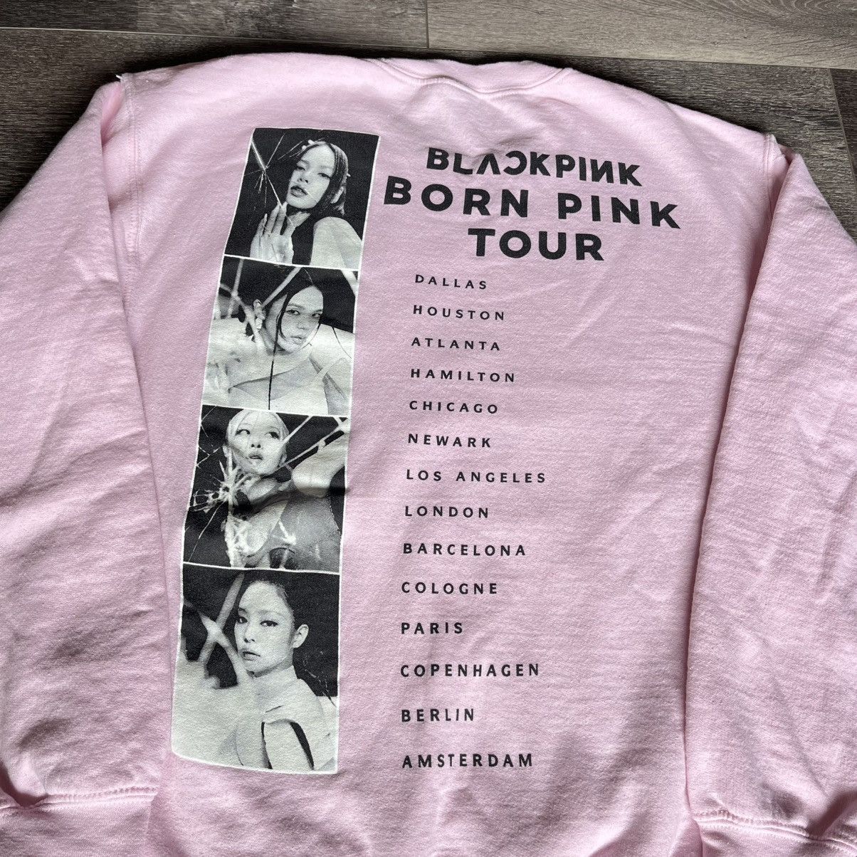 Band Tees Vintage BlackPink Born Pink Tour Girls Crewneck Sweatshirt Size US S / EU 44-46 / 1 - 6 Thumbnail