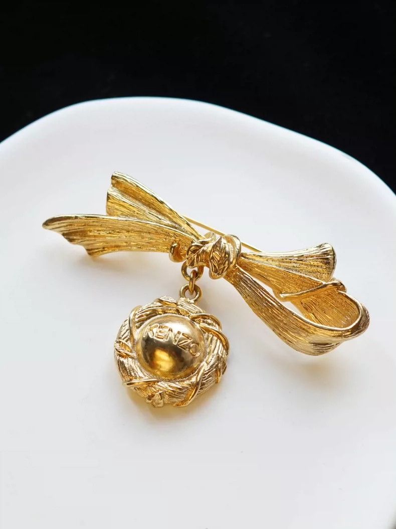 Kenzo KENZO Gold wire butterfly knot tassel brooch with molten r Size ONE SIZE - 1 Thumbnail