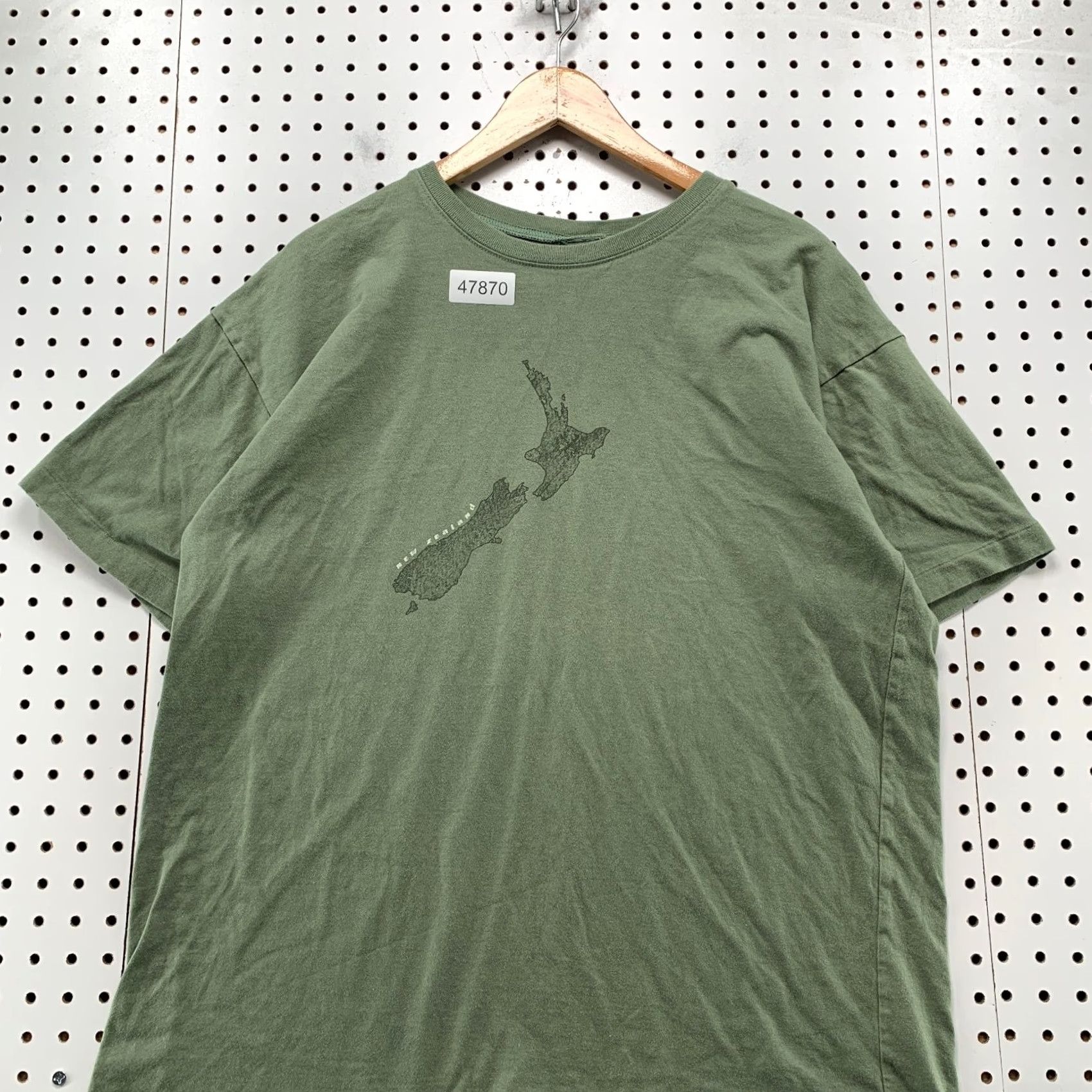 Olive VINTAGE New Zealand Shirt Mens 2XS Olive Green Single Stitch Cotton Crew Neck Short Sleeve 1990s Size US XXS / EU 40 - 4 Thumbnail