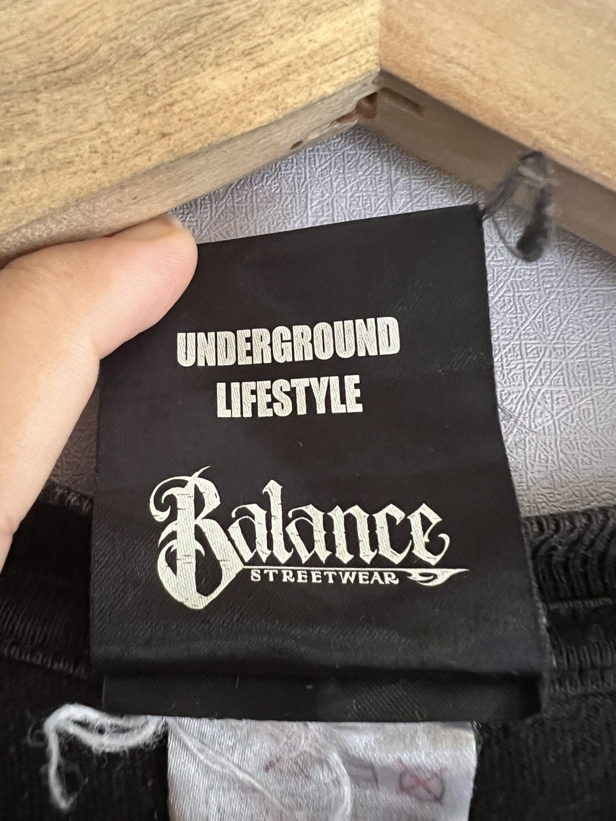 Japanese Brand Balance Streetwear Tee – Underground Vintage Graphic Shirt Size US M / EU 48-50 / 2 - 9 Thumbnail