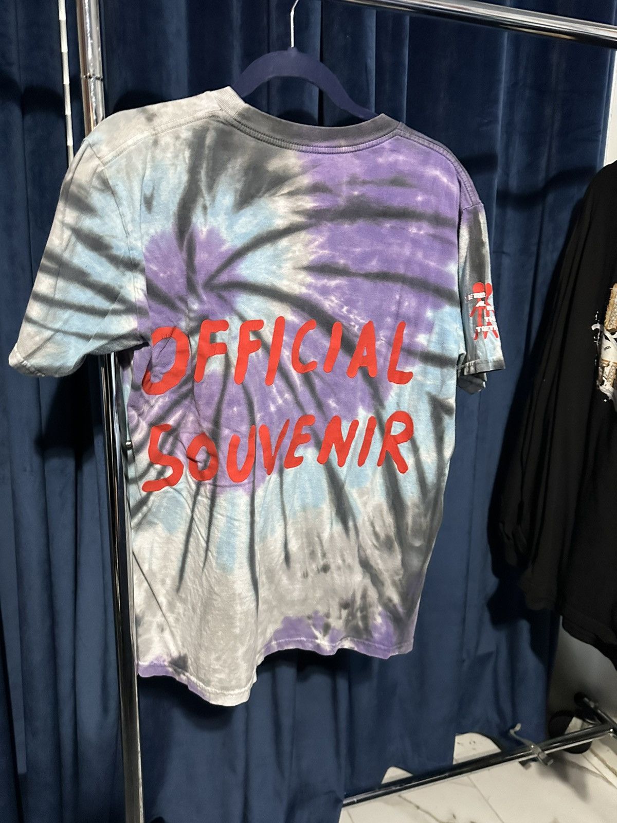 Travis Scott 2019 Astroworld Tour shirt Size US L / EU 52-54 / 3 - 3 Thumbnail