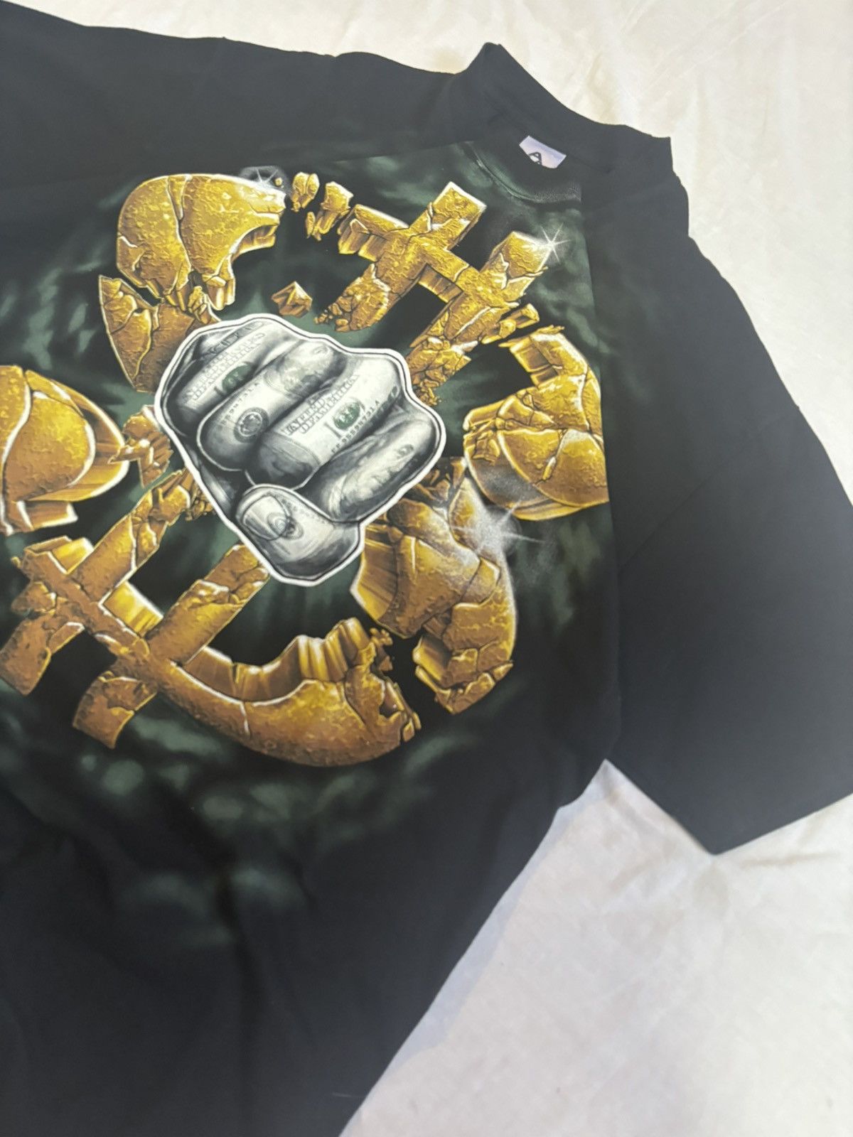 Other Y2K money punch graphic tee Size US XL / EU 56 / 4 - 2 Thumbnail