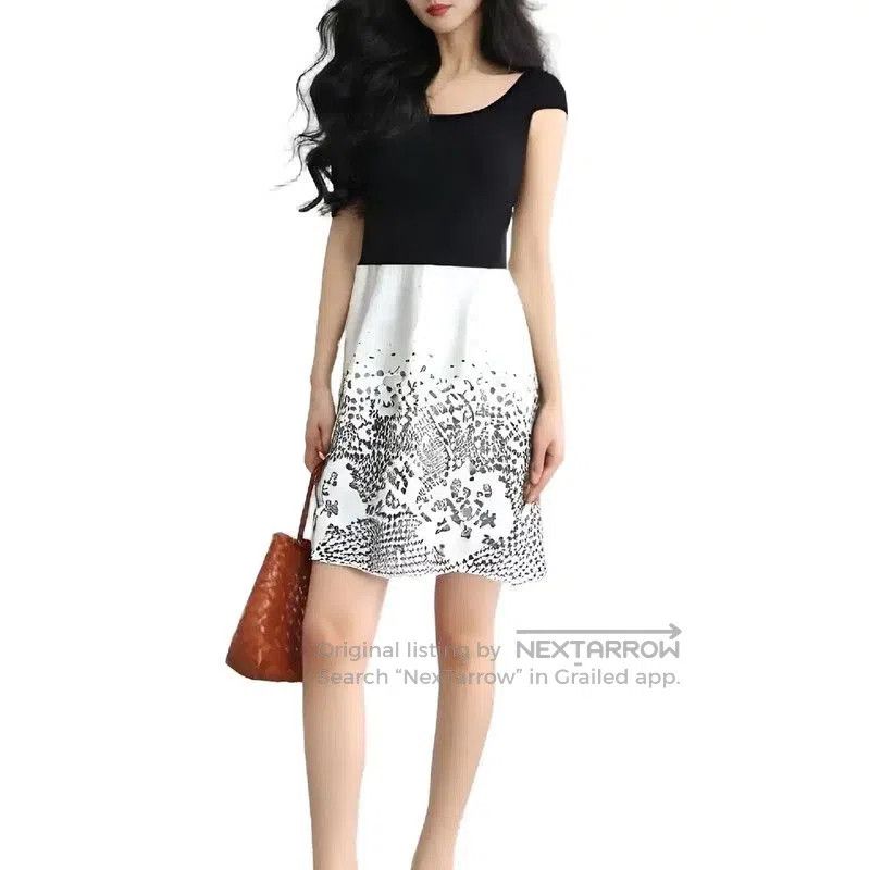 Dior Dior Elegant White Lace Mid. Size 22" - 1 Thumbnail