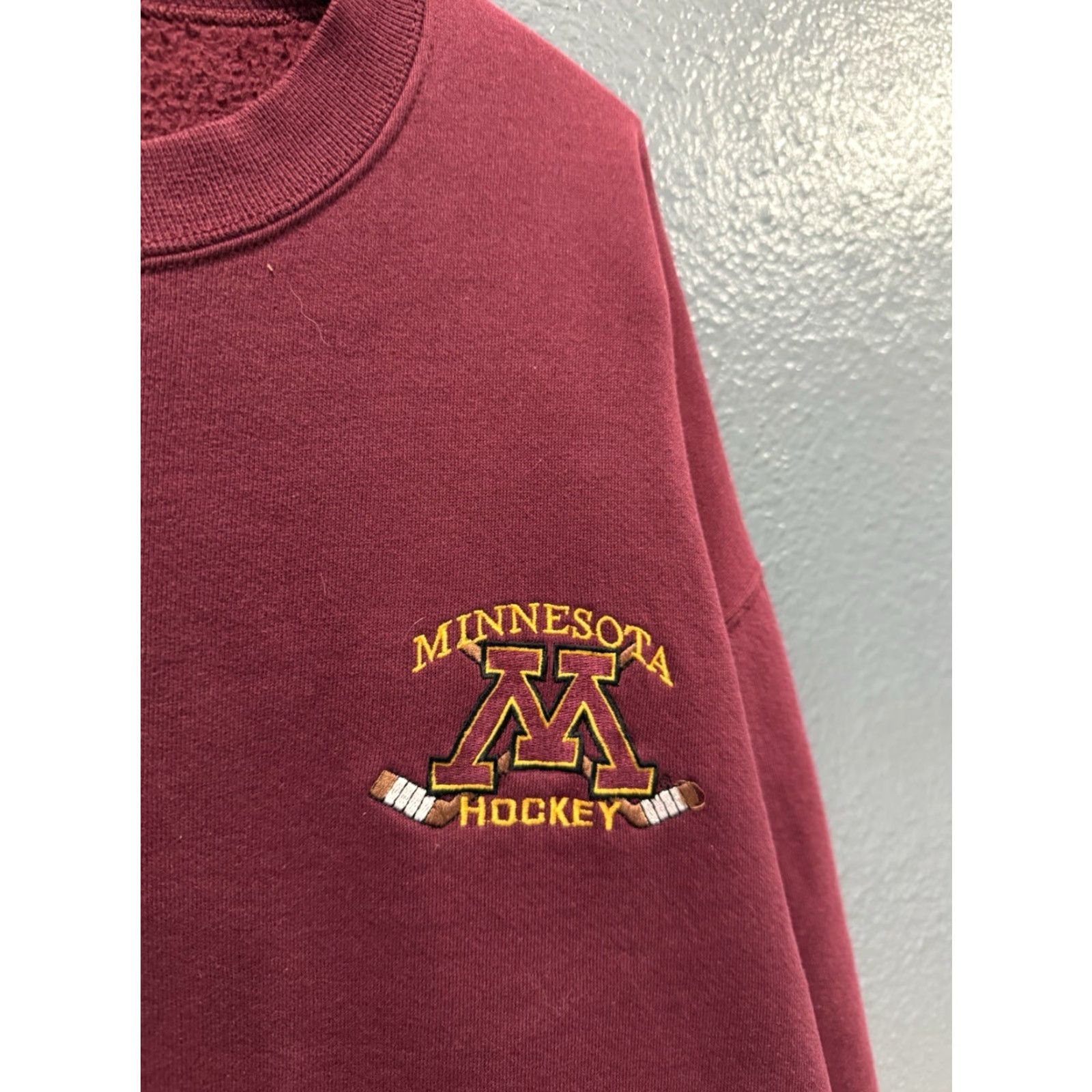 Russell Athletic VINTAGE Russell Athletic U Of M Gophers College Hockey Sweatshirt Hoodie 2XL Maroon 90s Mens Size US XXL / EU 58 / 5 - 5 Thumbnail