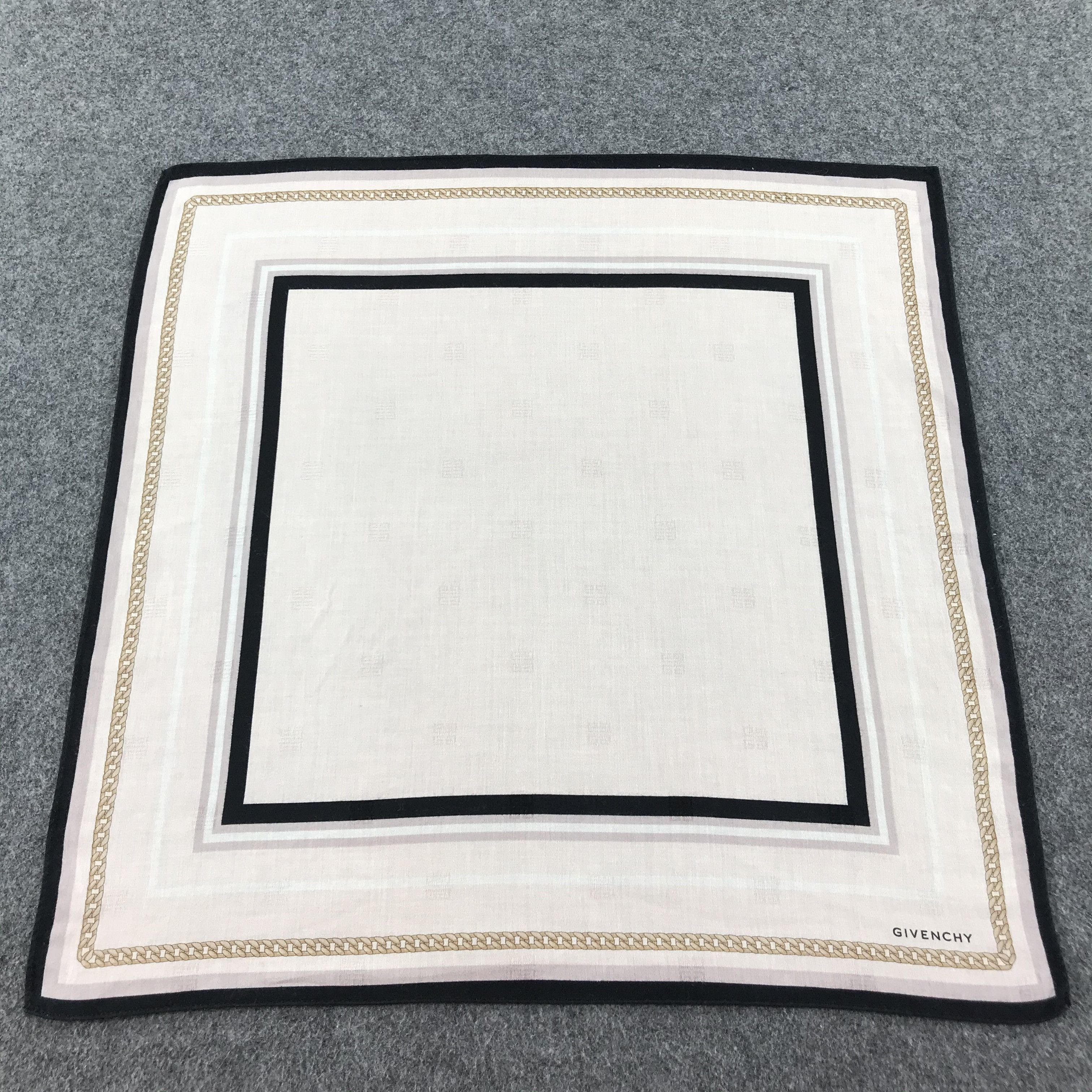 Givenchy Givenchy Handkerchief Neckerchief Bandana H130 Size ONE SIZE - 1 Thumbnail