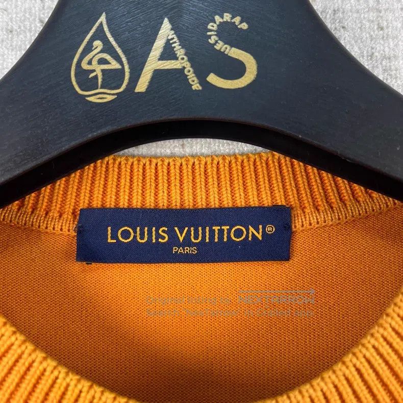 Louis Vuitton Louis Vuitton Pin embroidered logo crew neck short sleeves Size US M / EU 48-50 / 2 - 4 Thumbnail