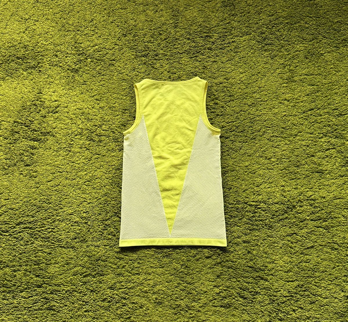 Adidas × Designer × Stella McCartney Stella McCartney x Adidas tank top Size XS / US 0-2 / IT 36-38 - 2 Thumbnail