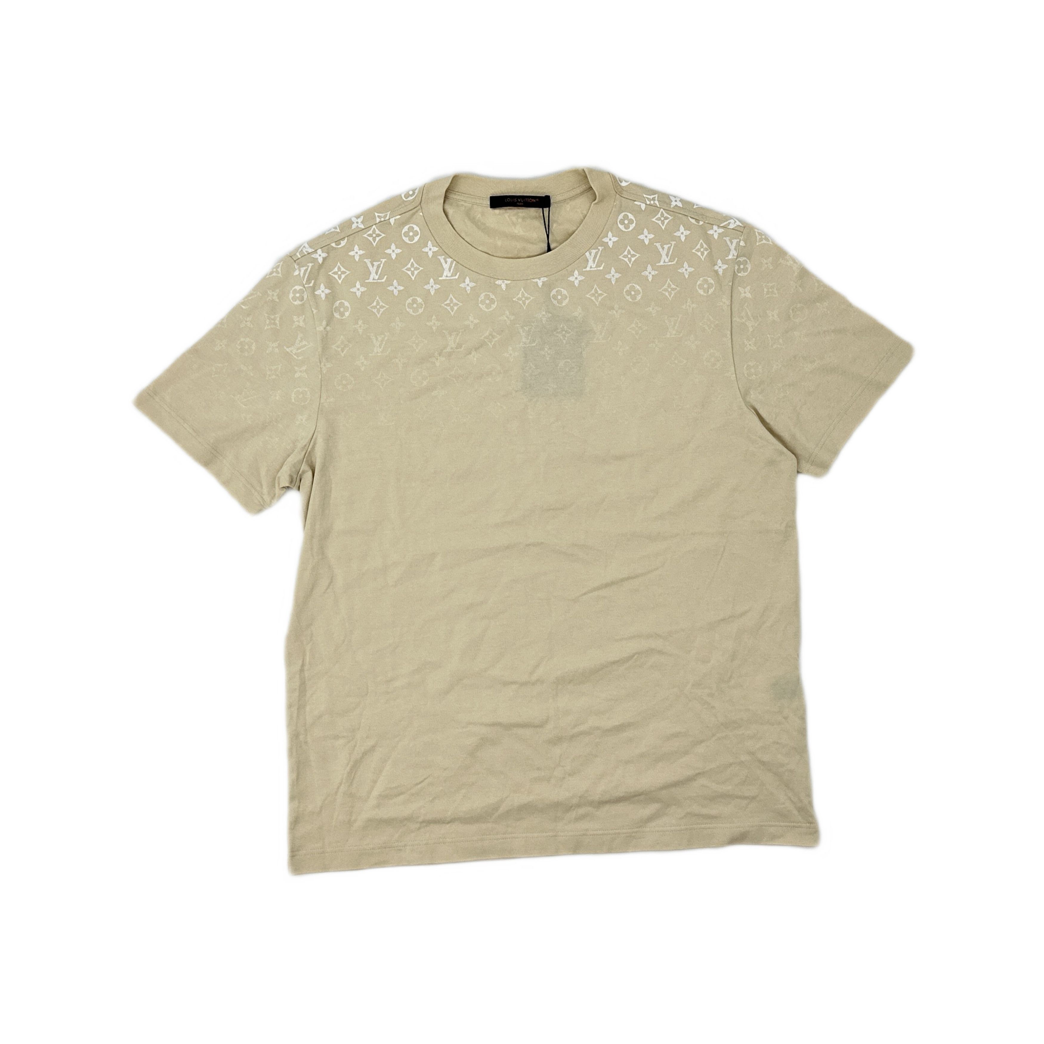 Louis Vuitton Louis Vuitton Monogram Gradient Print T-Shirt L Size US L / EU 52-54 / 3 - 1 Thumbnail
